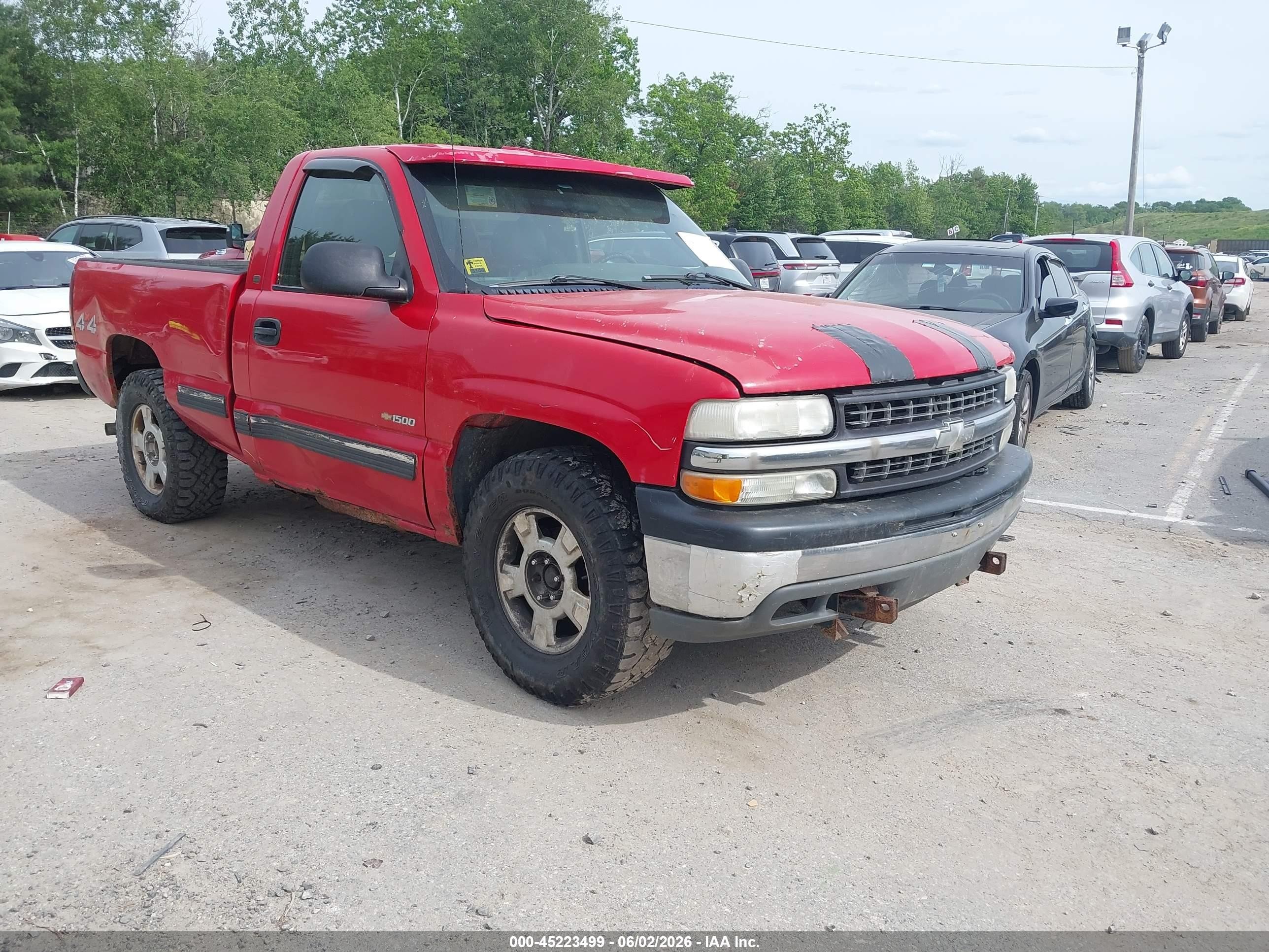 2002 Chevrolet Silverado 1500   Красный vin: 1GCEK14V32Z209226
