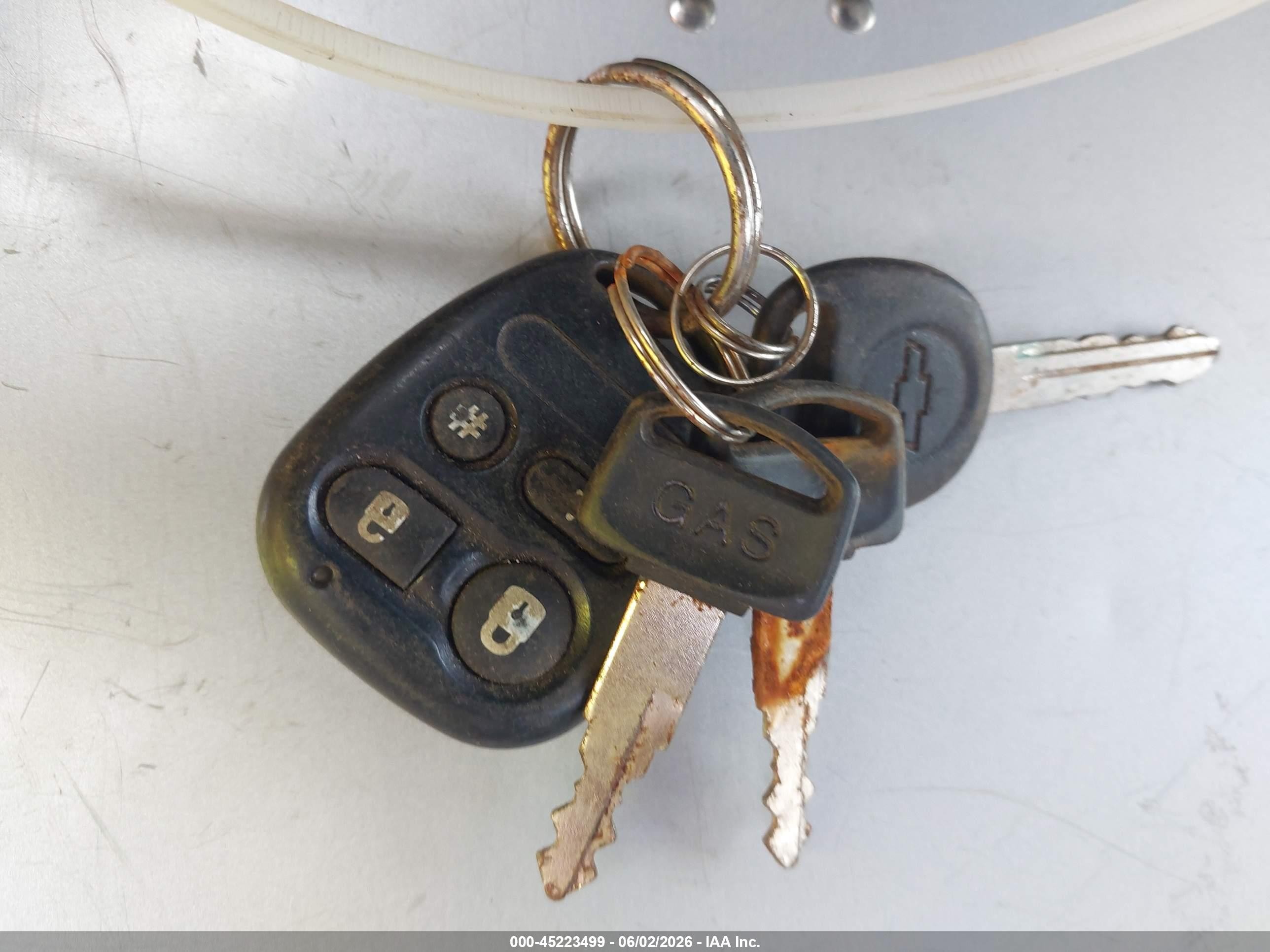 2002 Chevrolet Silverado 1500   Красный vin: 1GCEK14V32Z209226