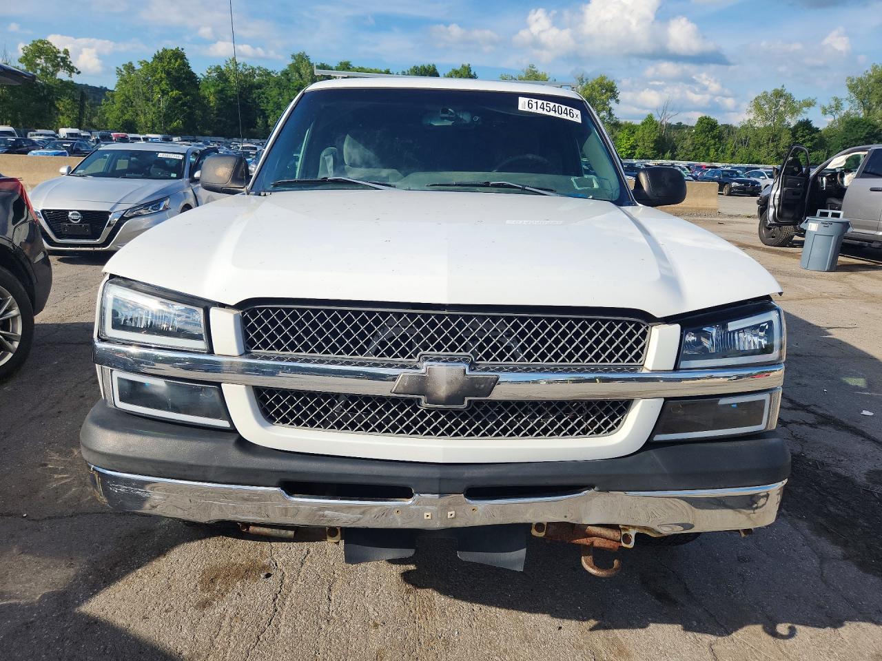 2003 Chevrolet Silverado K1500 White vin: 1GCEK14V33E194882