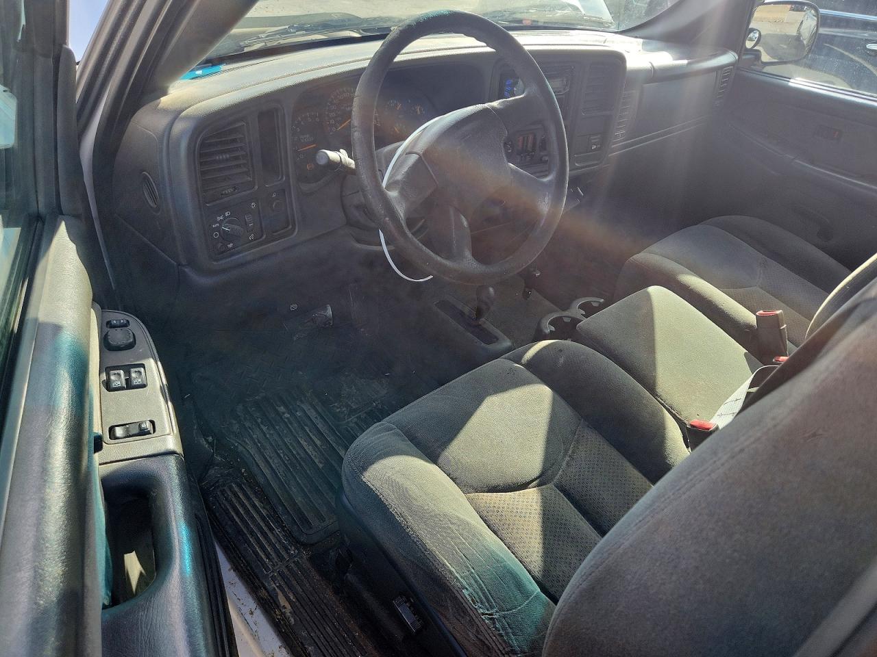 2003 Chevrolet Silverado K1500 White vin: 1GCEK14V33E194882