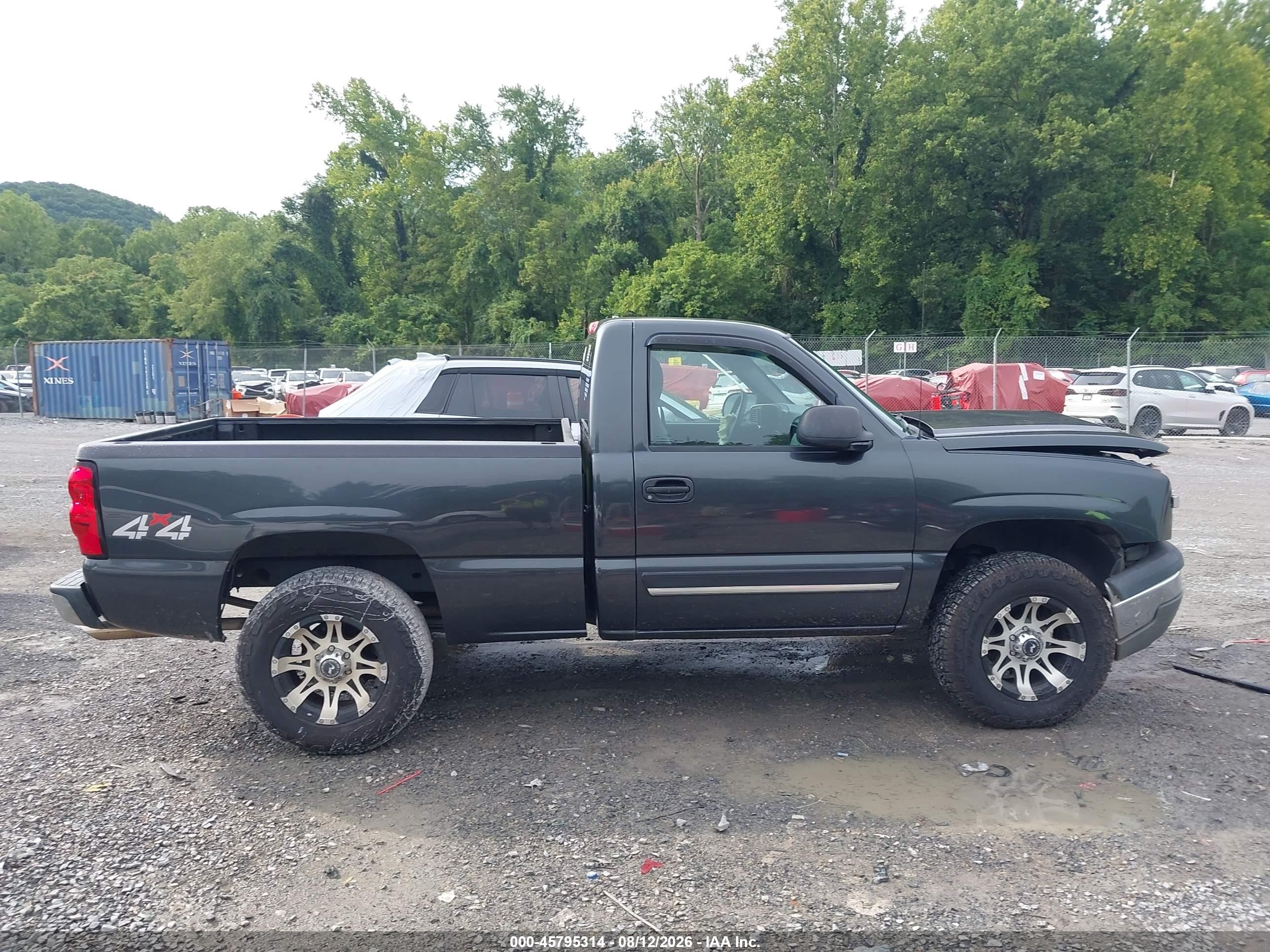 2004 Chevrolet Silverado 1500   Черный vin: 1GCEK14V34Z235750