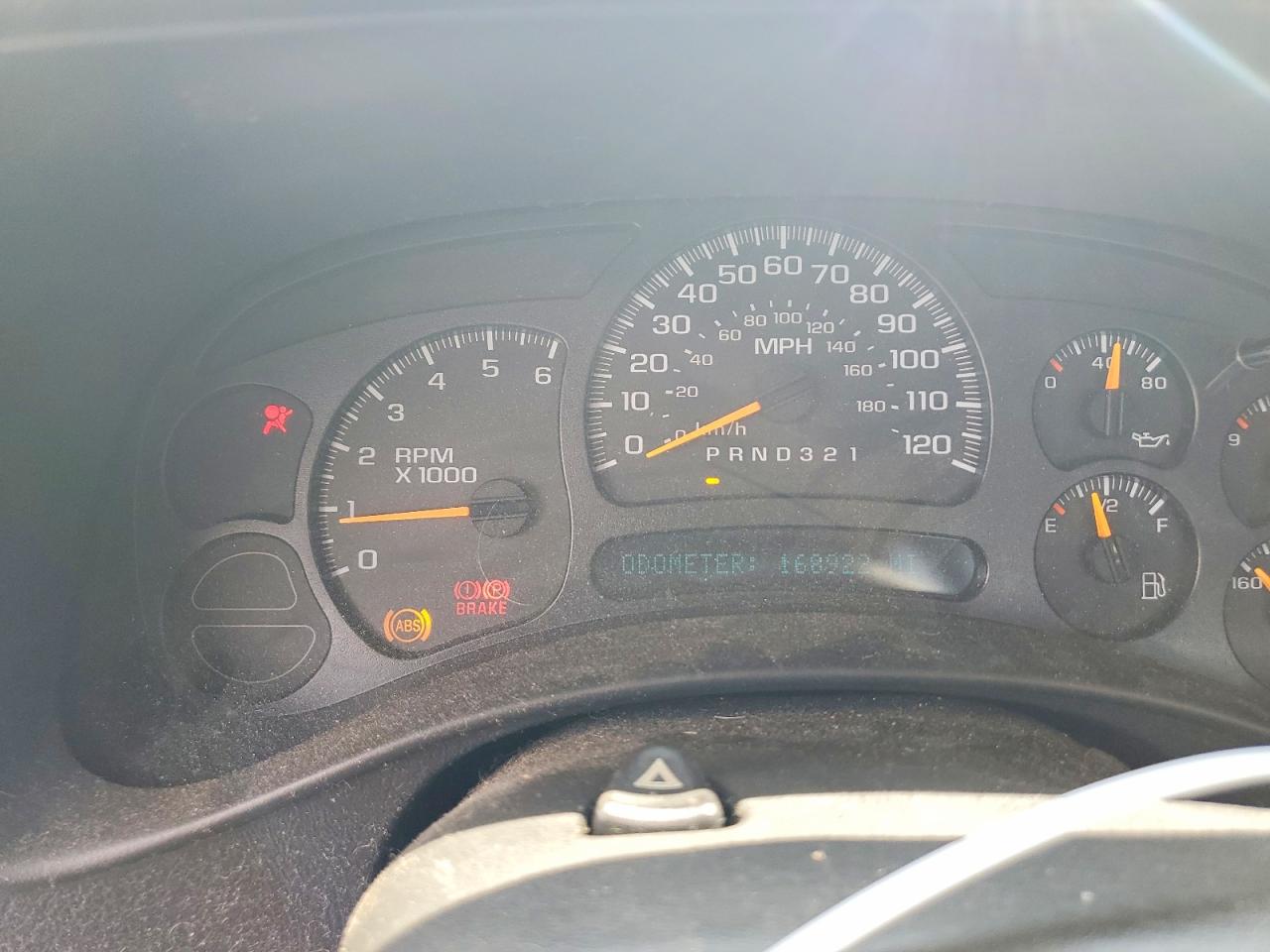 2006 Chevrolet Silverado K1500 White vin: 1GCEK14V36E169906