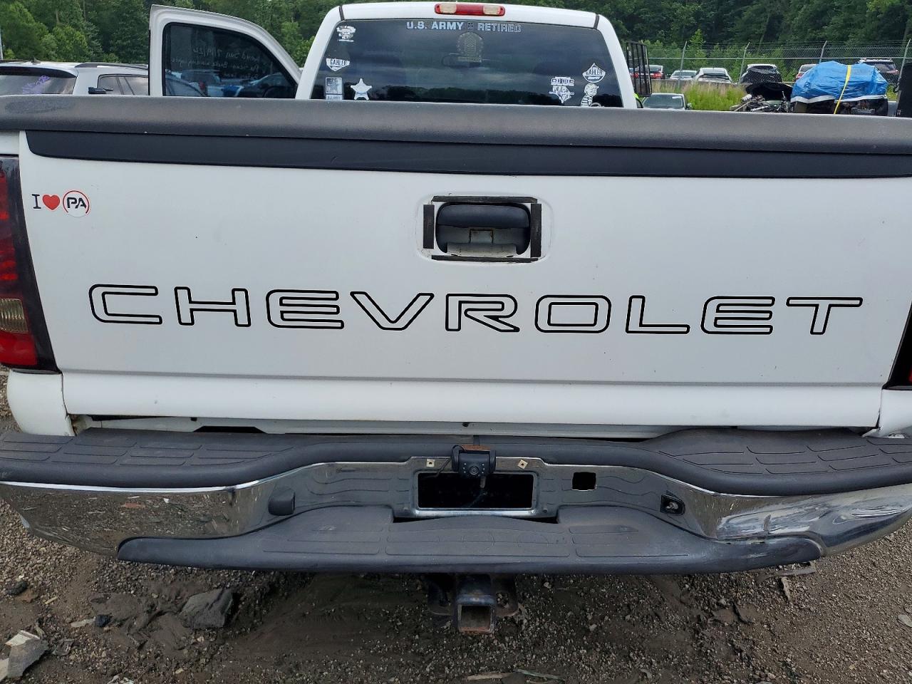 2006 Chevrolet Silverado K1500 White vin: 1GCEK14V36E169906