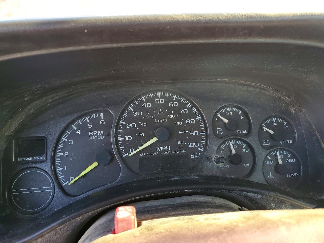 2001 Chevrolet Silverado K1500 Red vin: 1GCEK14V41E169907
