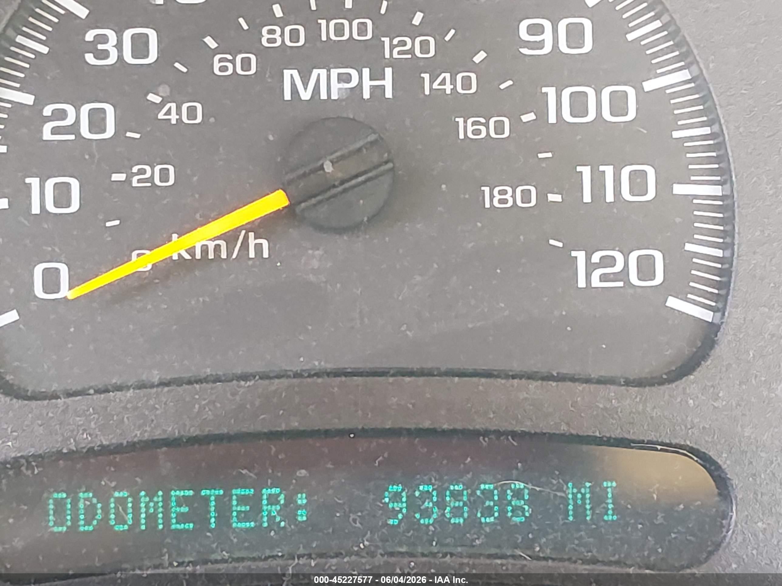 2005 Chevrolet Silverado 1500   Silver vin: 1GCEK14V45Z101377