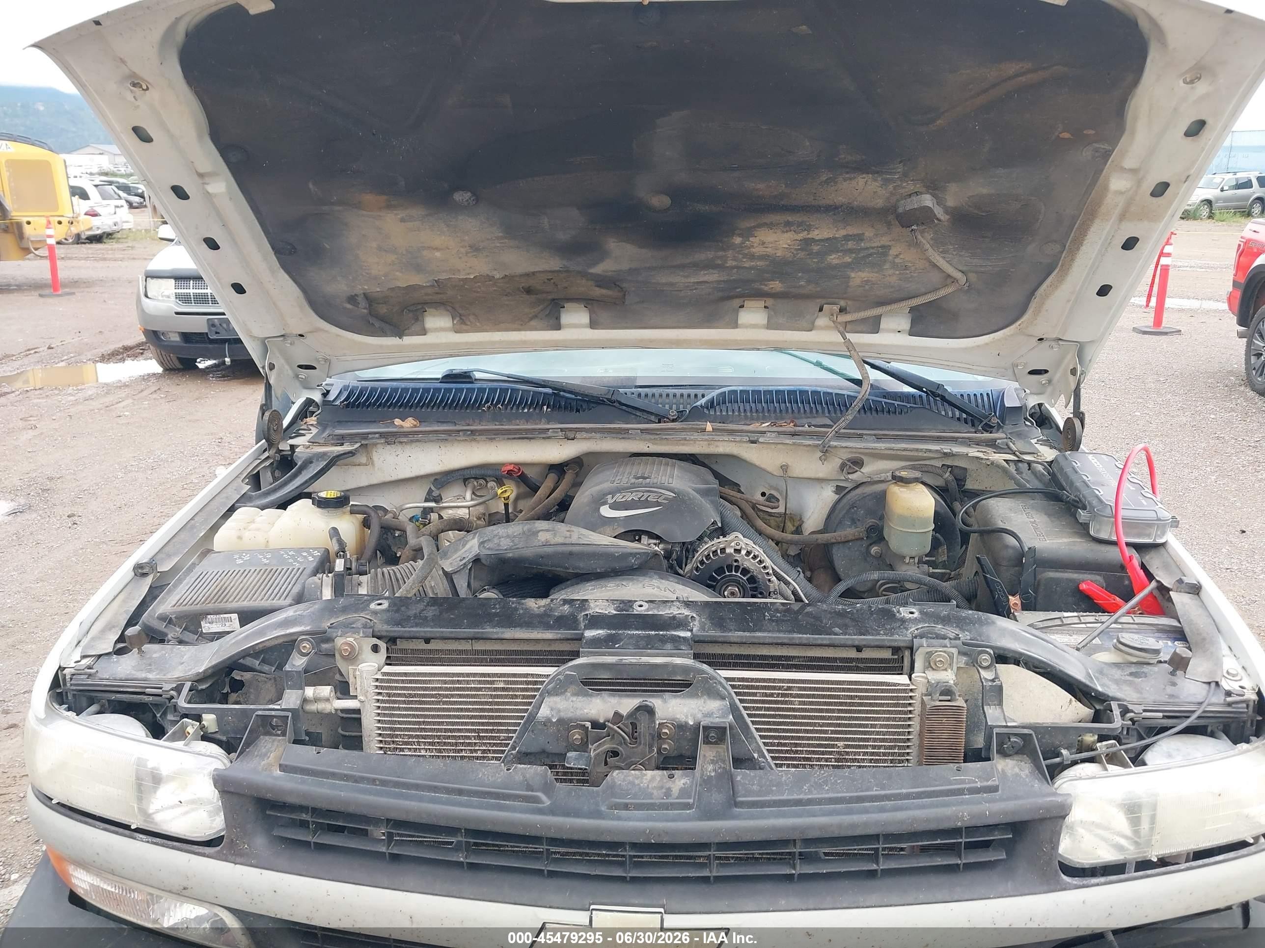 2001 Chevrolet Silverado 1500   White vin: 1GCEK14V51Z297467