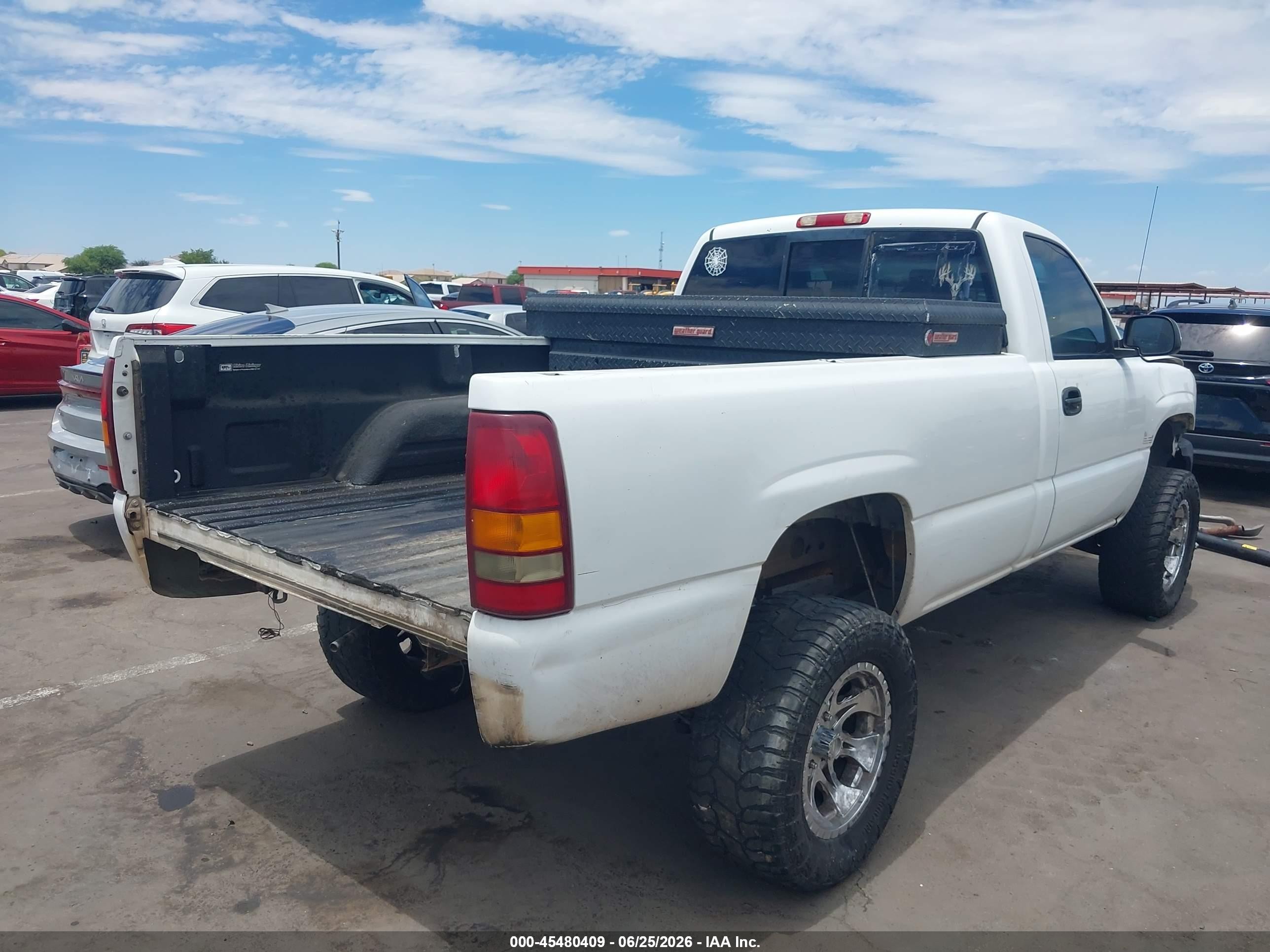 2002 Chevrolet Silverado 1500 Ls White vin: 1GCEK14V52Z237643