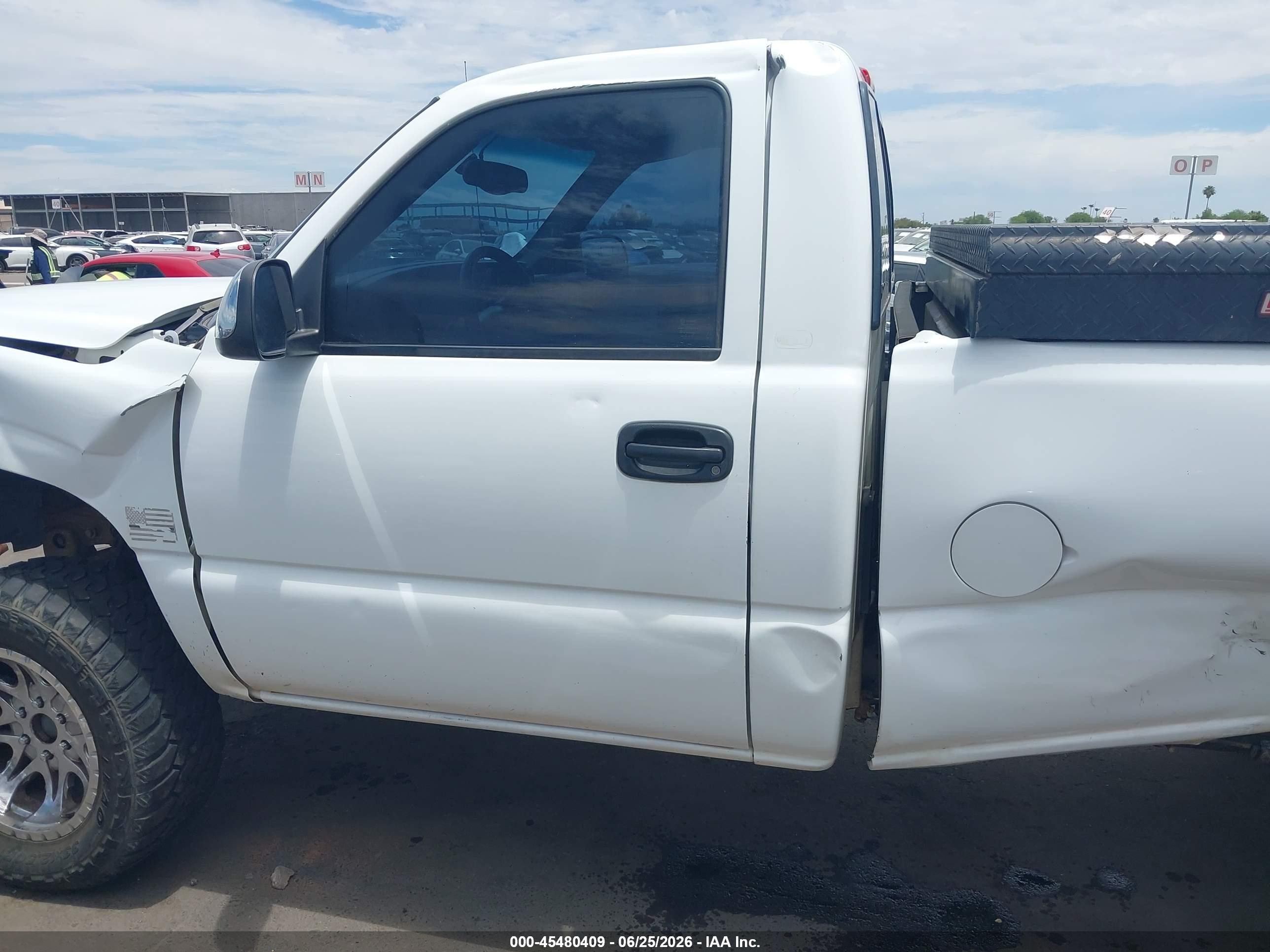 2002 Chevrolet Silverado 1500 Ls White vin: 1GCEK14V52Z237643