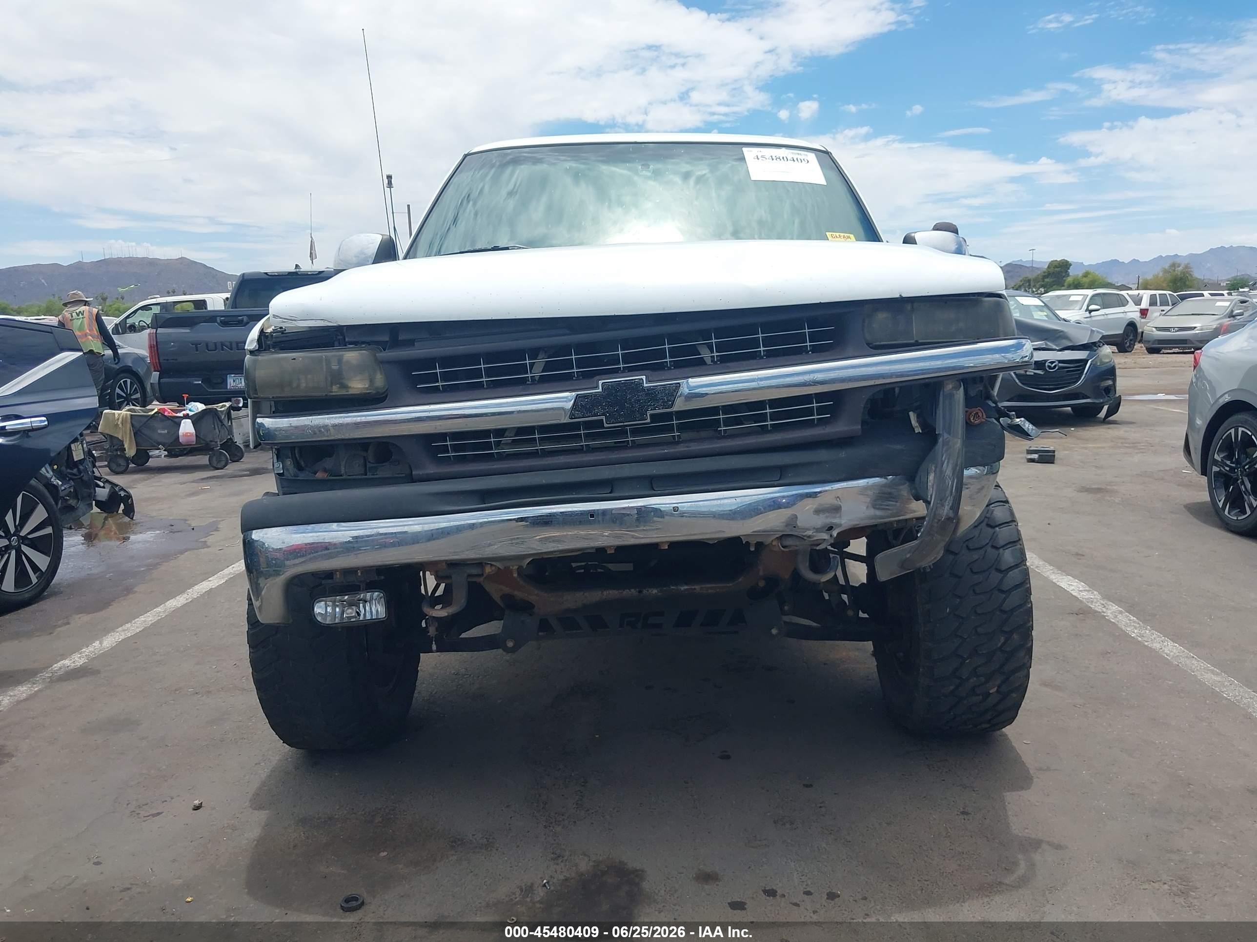 2002 Chevrolet Silverado 1500 Ls White vin: 1GCEK14V52Z237643