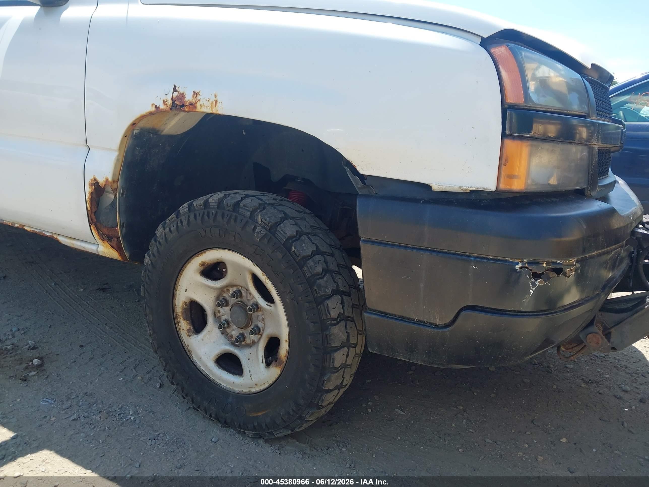 2003 Chevrolet Silverado 1500 Work Truck White vin: 1GCEK14V53Z191958