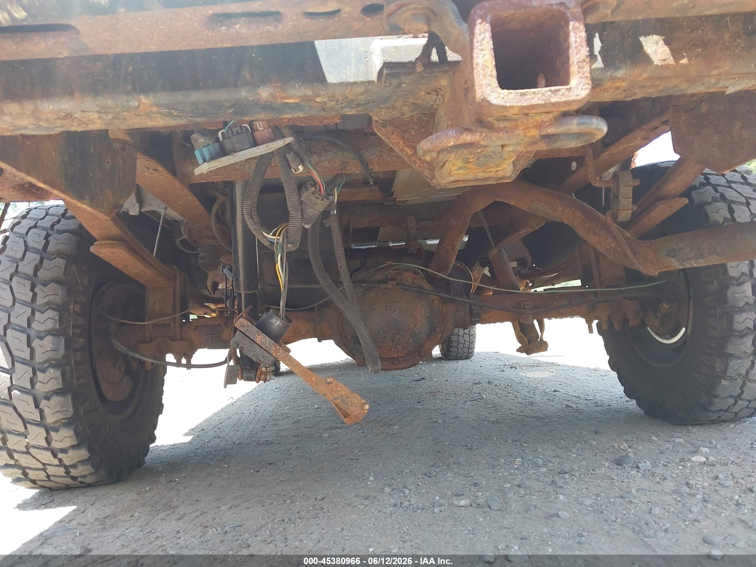 2003 Chevrolet Silverado 1500 Work Truck White vin: 1GCEK14V53Z191958