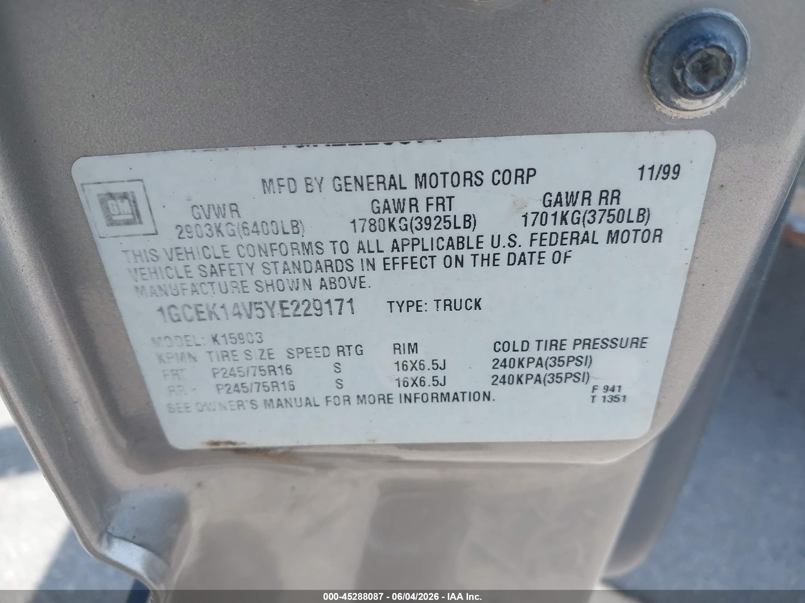 2000 Chevrolet Silverado 1500   Серый vin: 1GCEK14V5YE229171