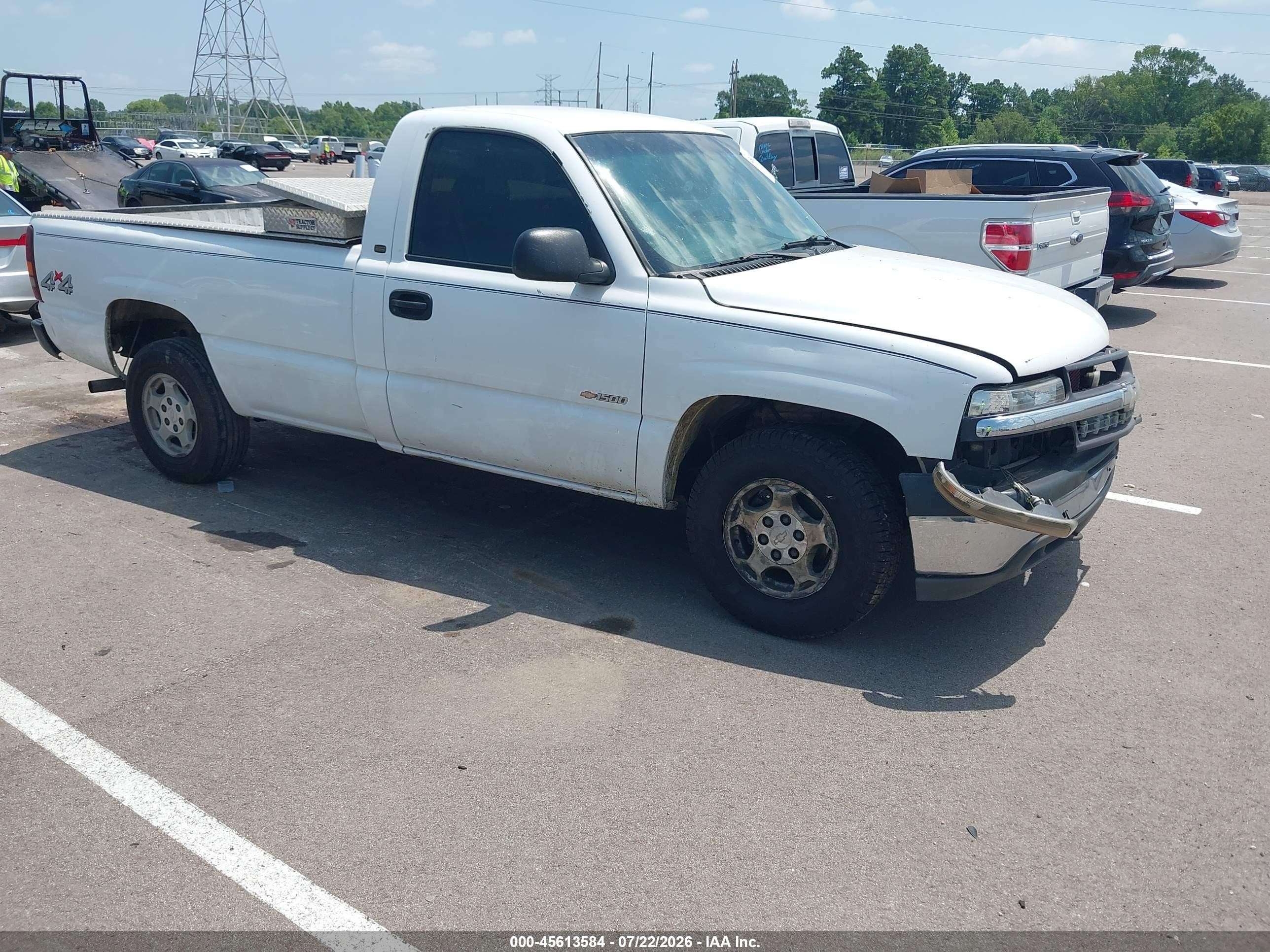 2001 Chevrolet Silverado 1500   Белый vin: 1GCEK14V61E248107