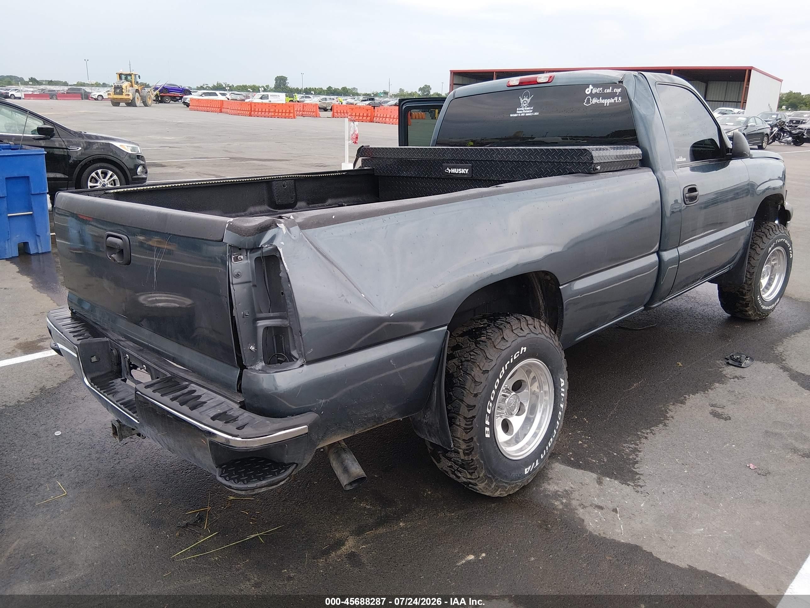 2003 Chevrolet Silverado 1500   Синий vin: 1GCEK14V63Z159875