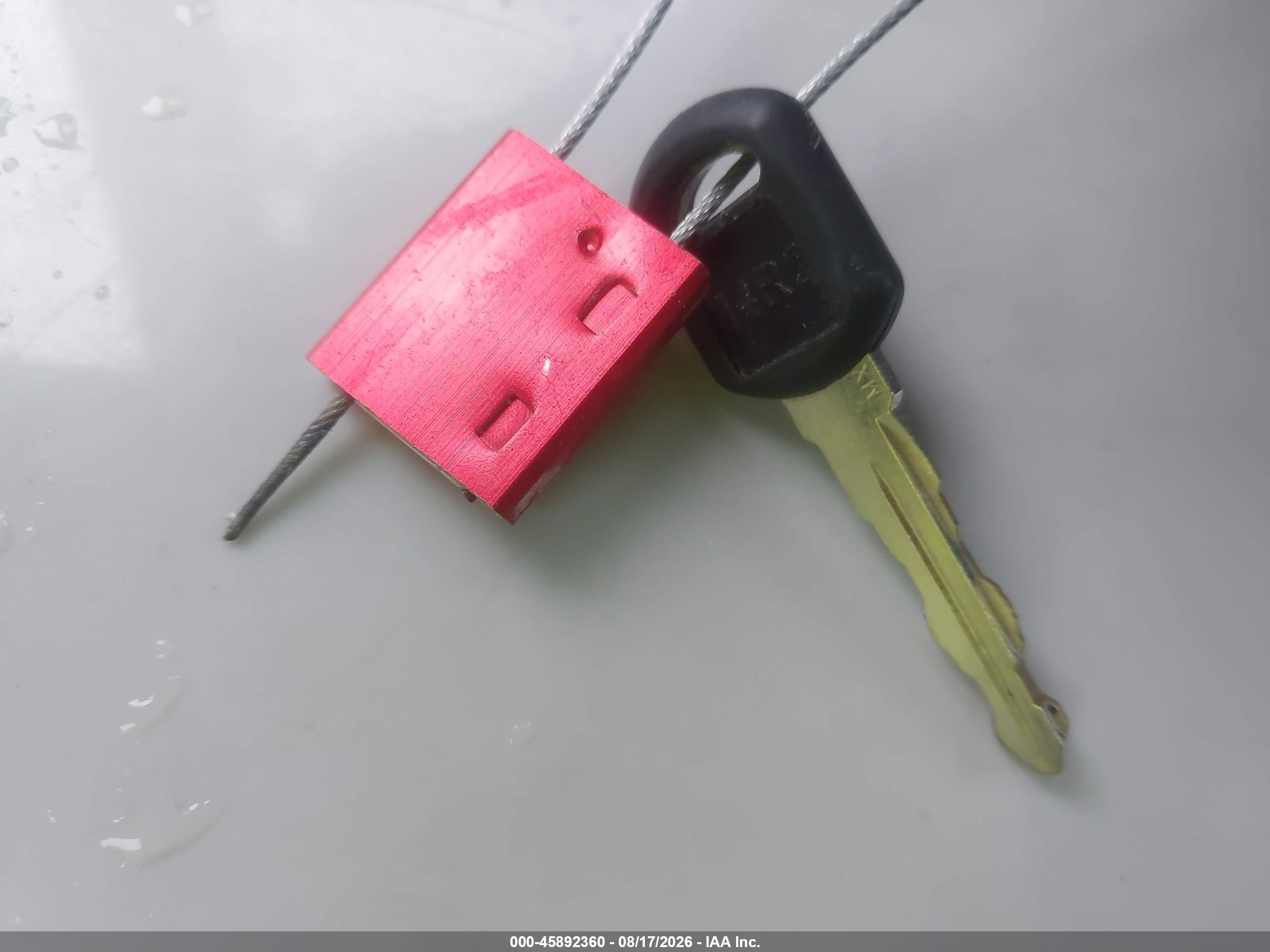 2001 Chevrolet Silverado 1500   Red vin: 1GCEK14V81Z233861