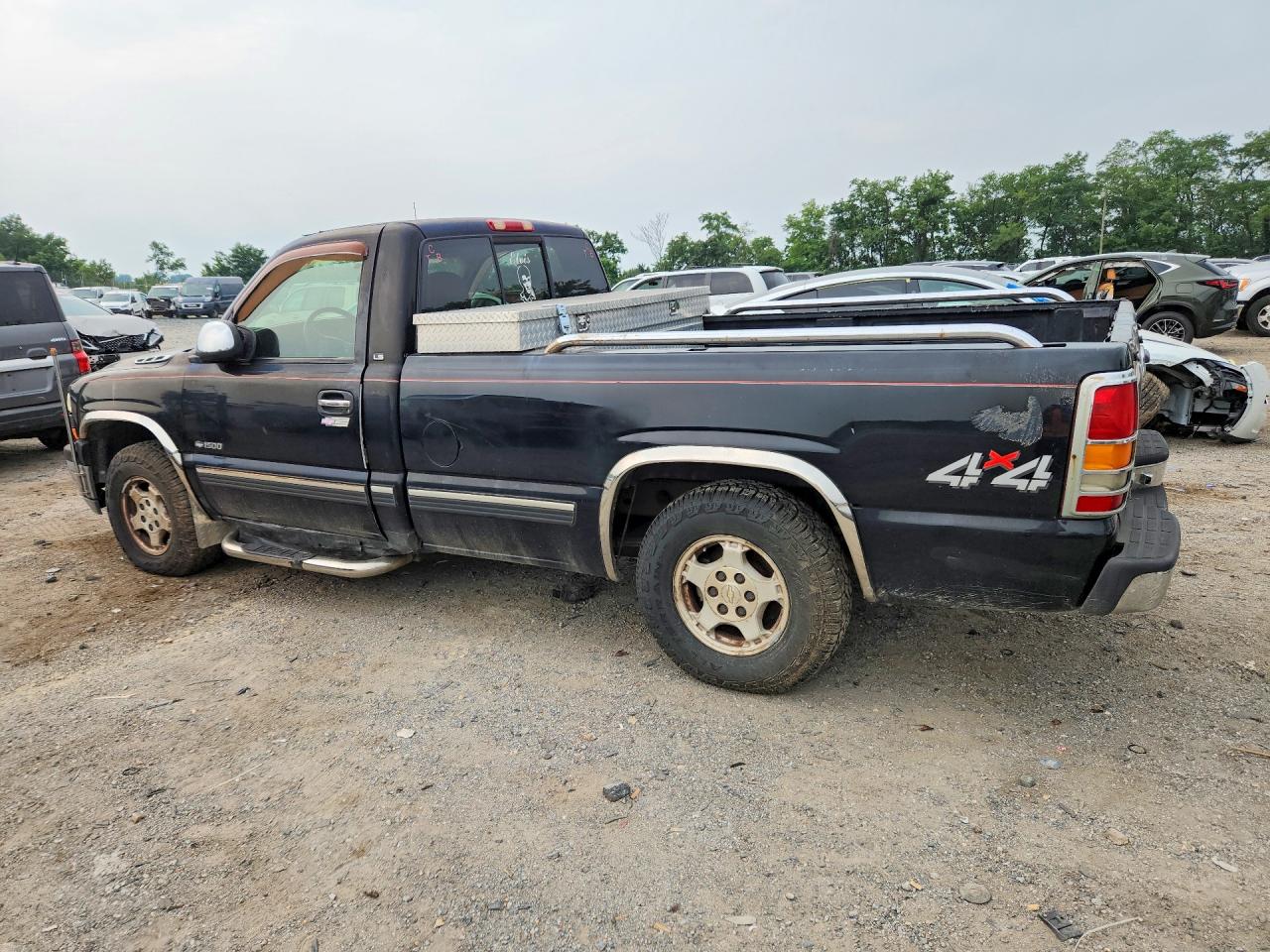 1999 Chevrolet Silverado K1500 Black vin: 1GCEK14V9XE130674