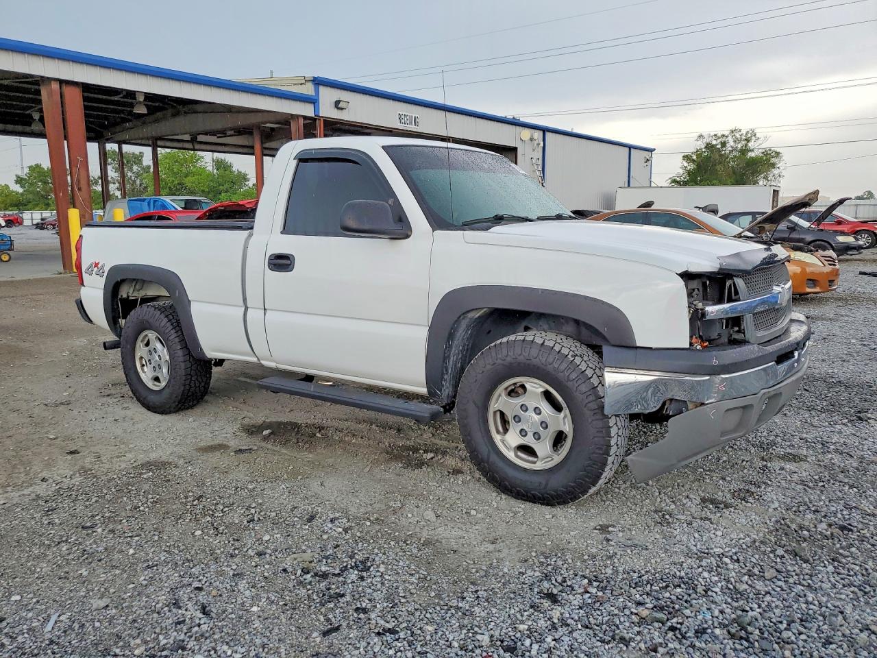 2004 Chevrolet Silverado K1500 White vin: 1GCEK14VX4Z201711