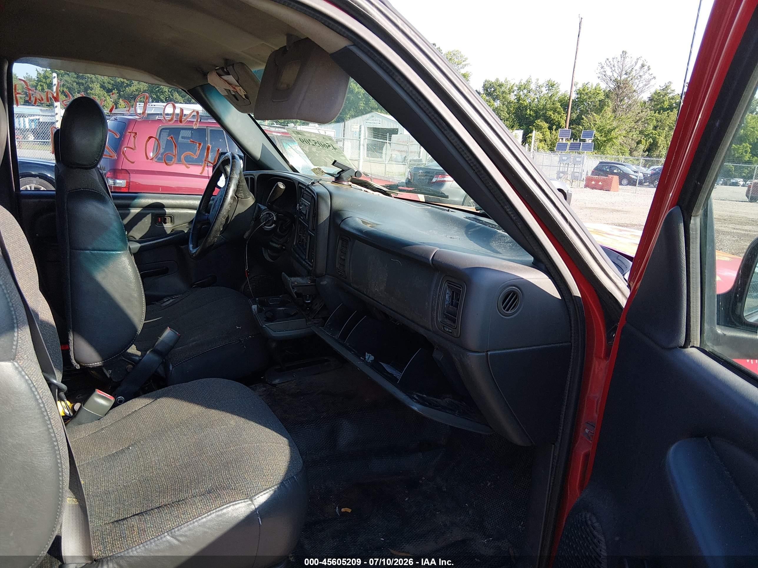 2000 Chevrolet Silverado 1500   Red vin: 1GCEK14W2YZ331805