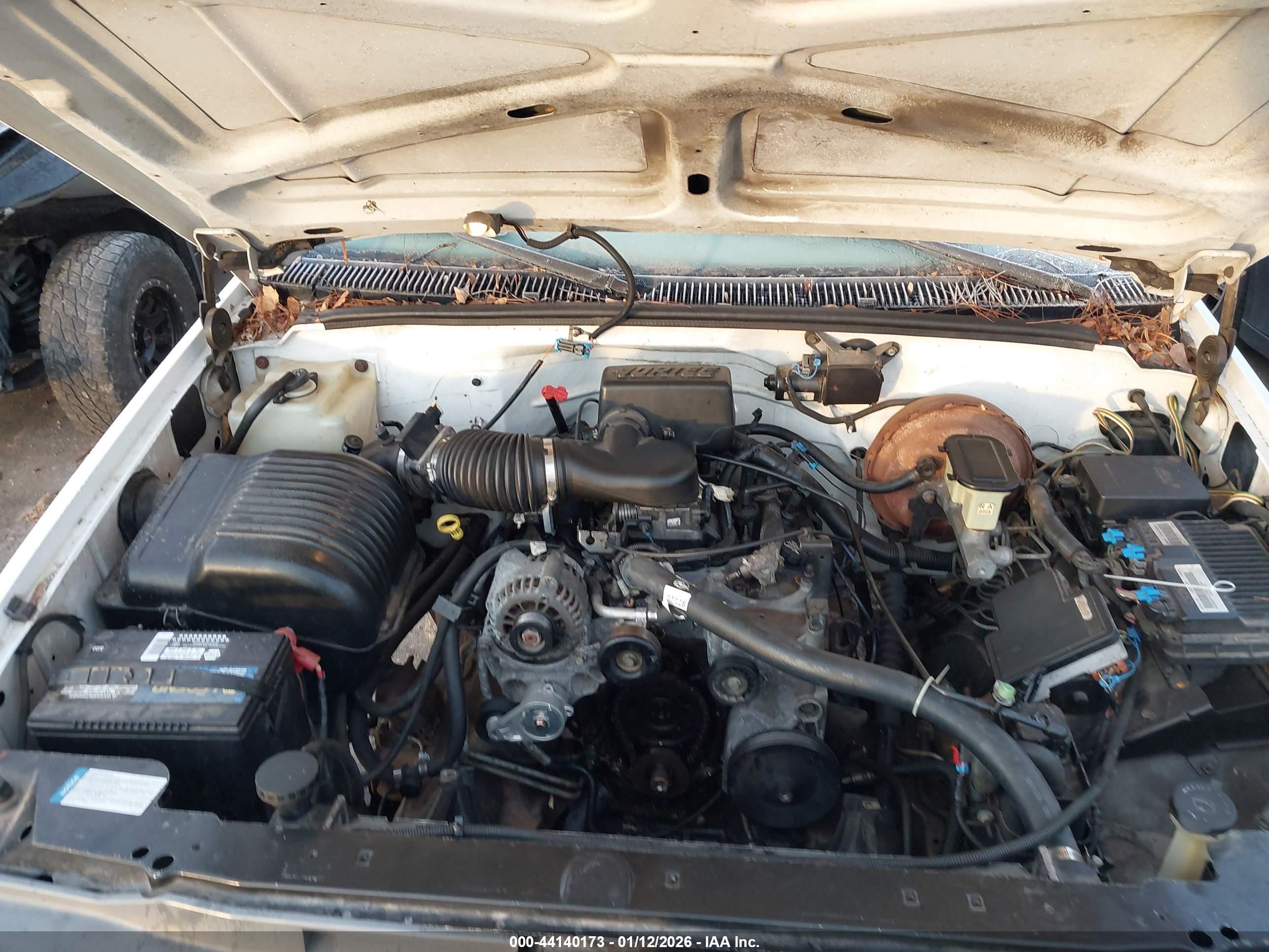 1997 Chevrolet K1500 Fleetside W/t White vin: 1GCEK14W4VZ205425