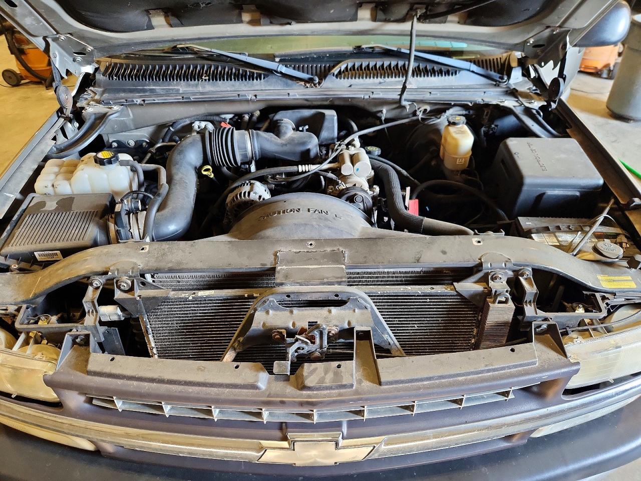 2001 Chevrolet Silverado K1500 Tan vin: 1GCEK14W51Z318102