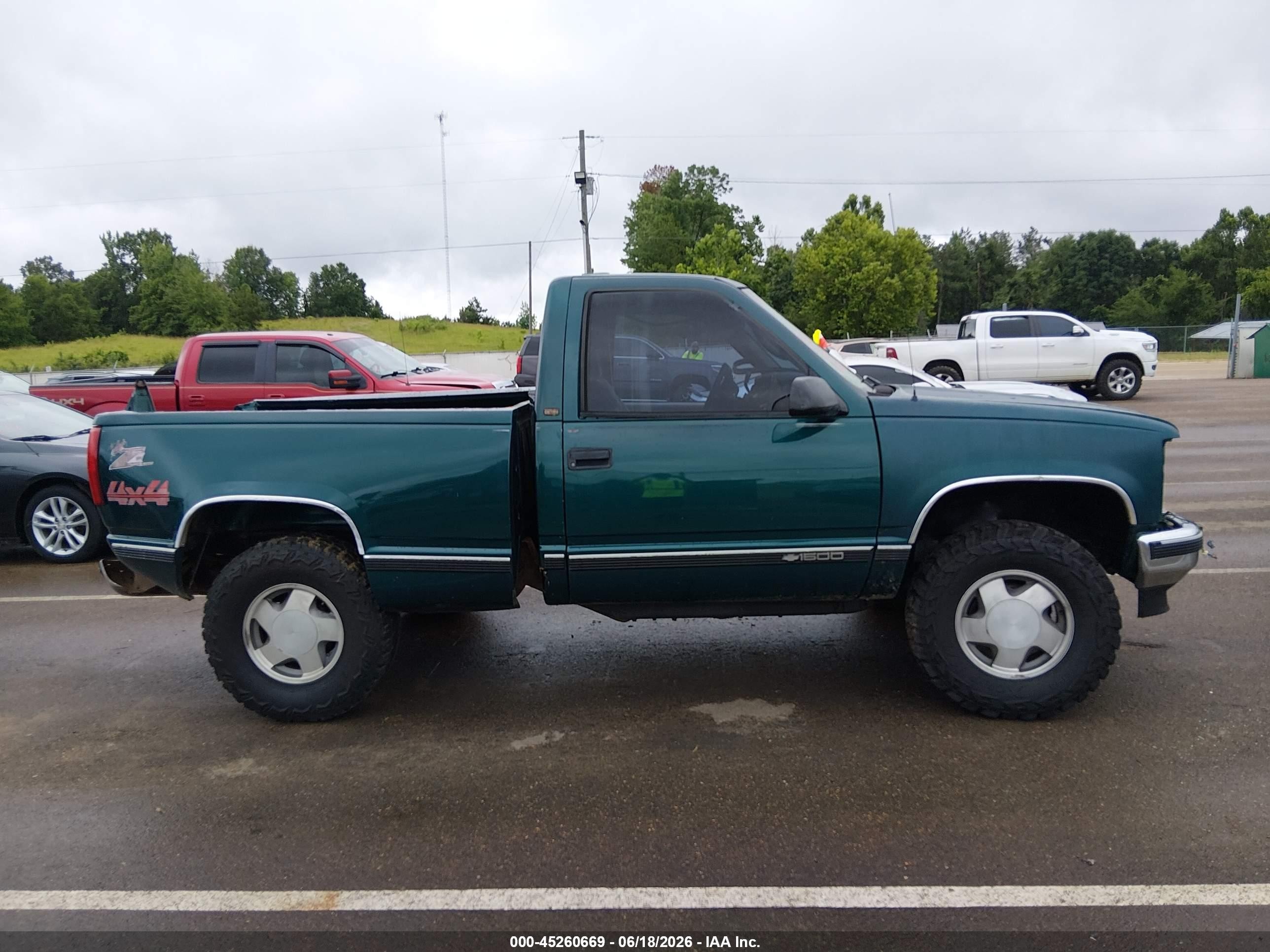 1998 Chevrolet K1500 Fleetside Green vin: 1GCEK14W6WZ180416