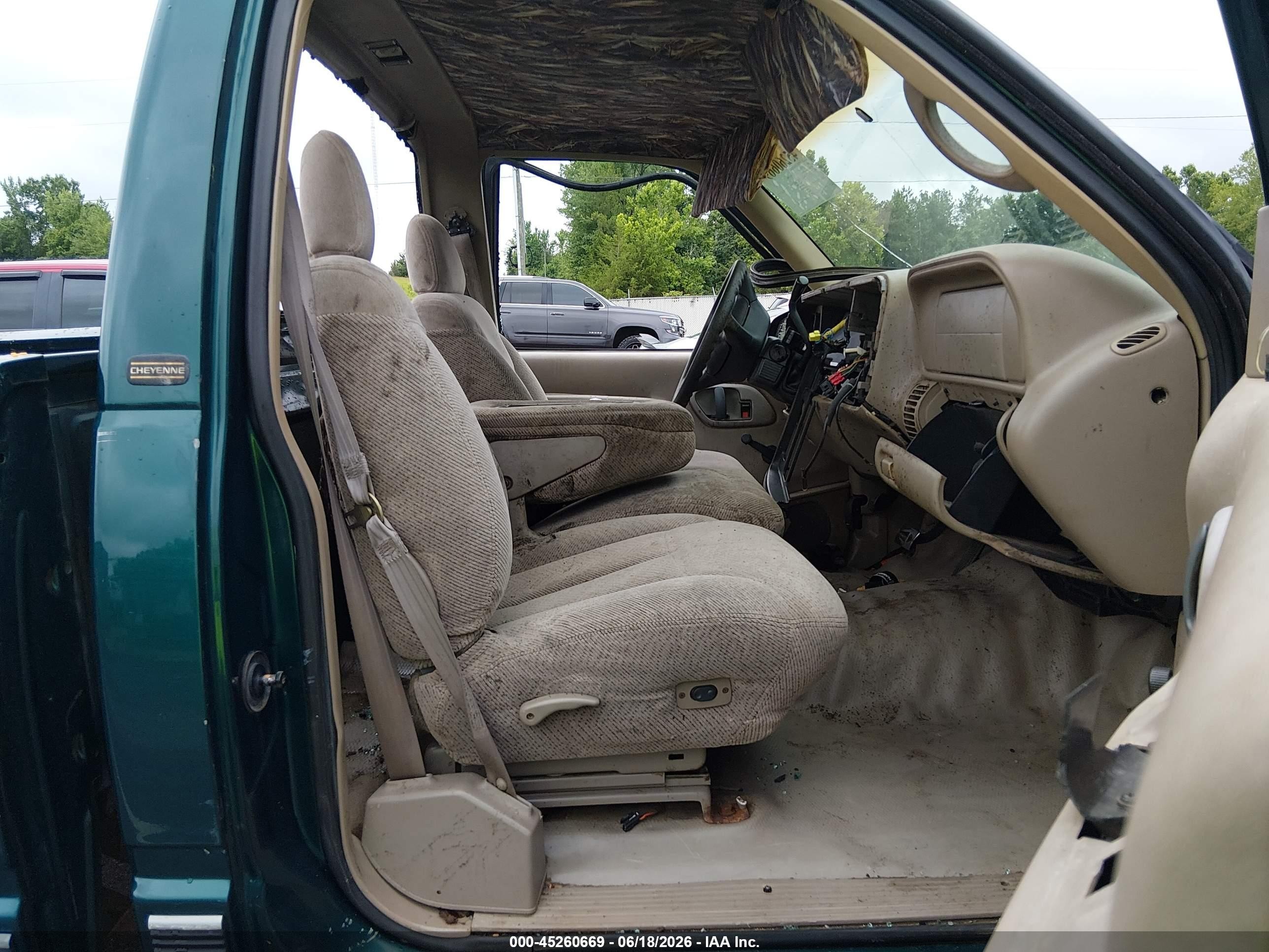 1998 Chevrolet K1500 Fleetside Green vin: 1GCEK14W6WZ180416