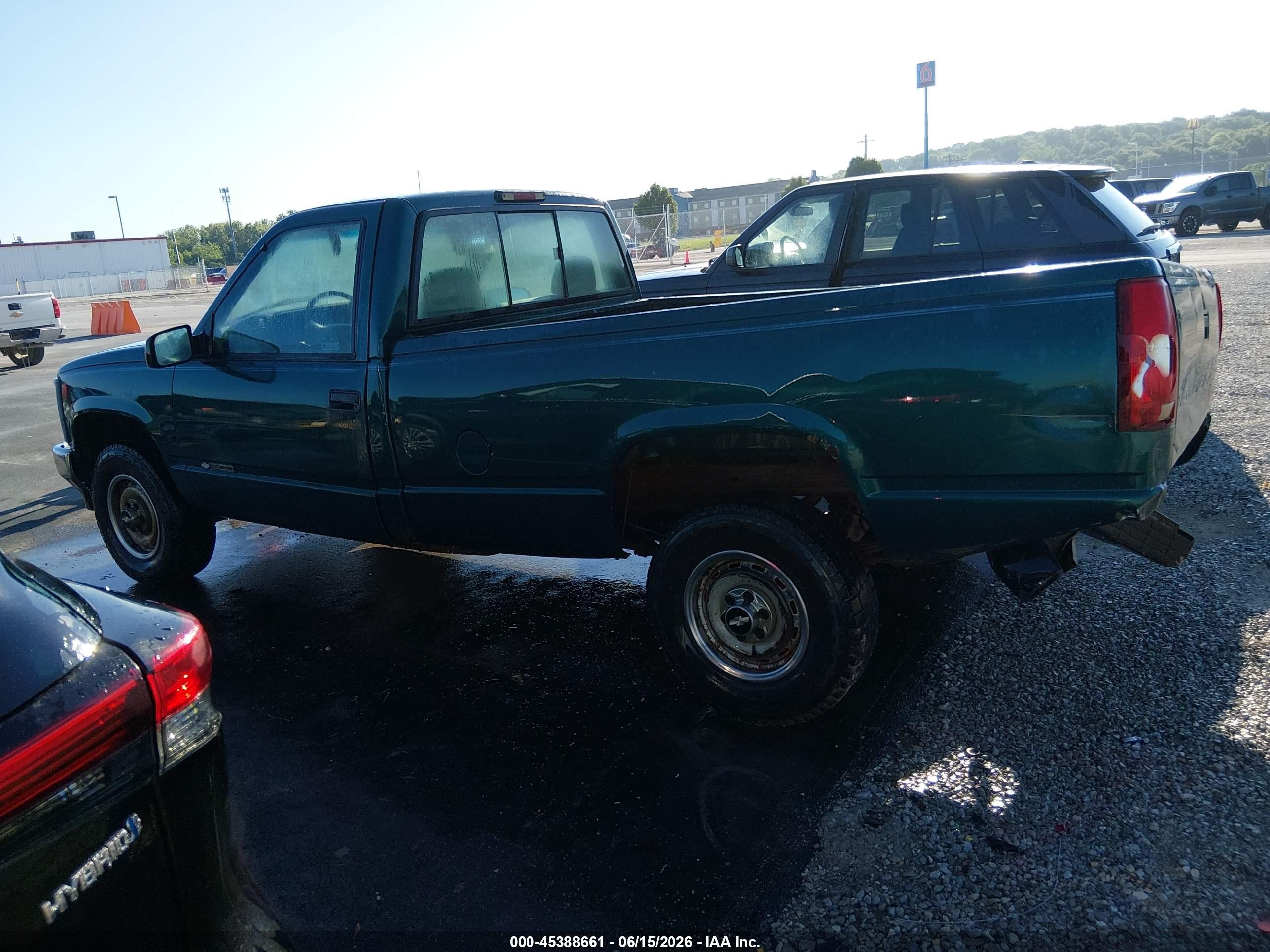 1998 Chevrolet K1500 Fleetside W/t Green vin: 1GCEK14W6WZ210871