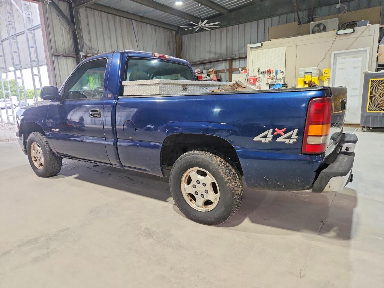 2000 Chevrolet Silverado K1500 Blue vin: 1GCEK14W9YZ199609