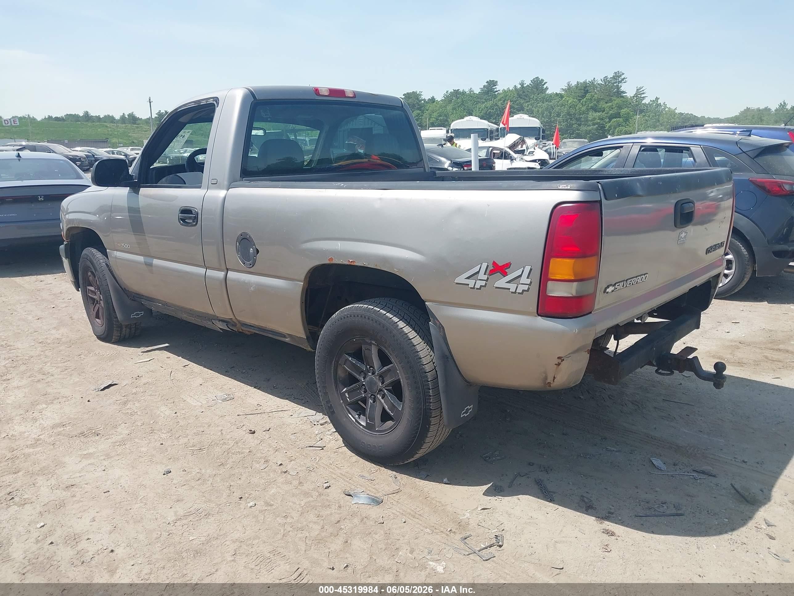2000 Chevrolet Silverado 1500   Gold vin: 1GCEK14W9YZ371606