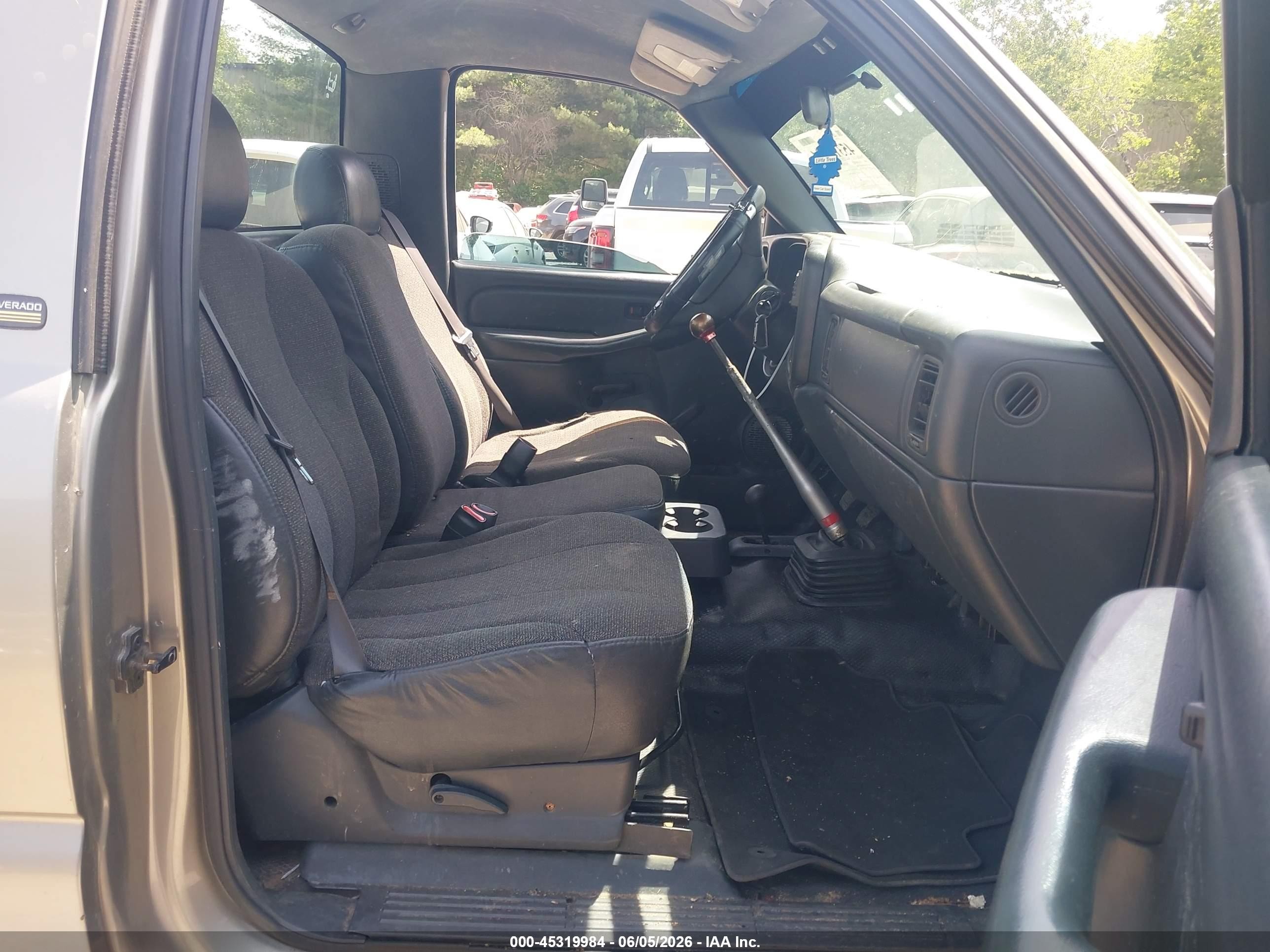 2000 Chevrolet Silverado 1500   Gold vin: 1GCEK14W9YZ371606