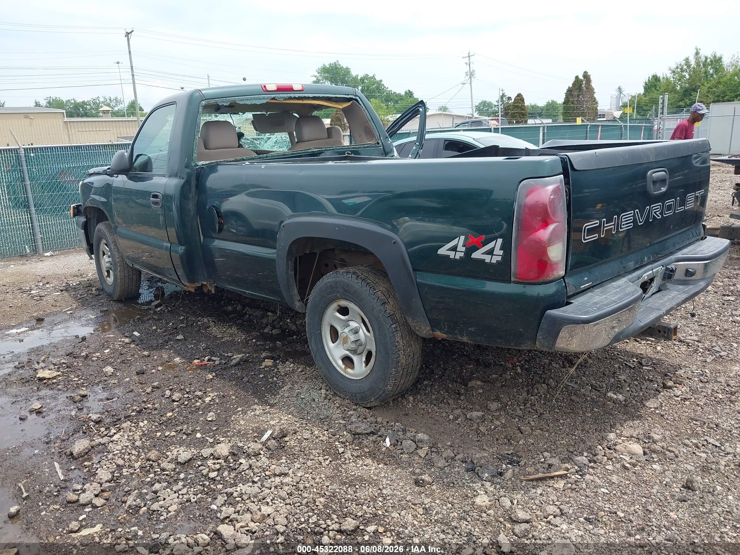 2004 Chevrolet Silverado 1500 Work Truck Зеленый vin: 1GCEK14X54Z264507