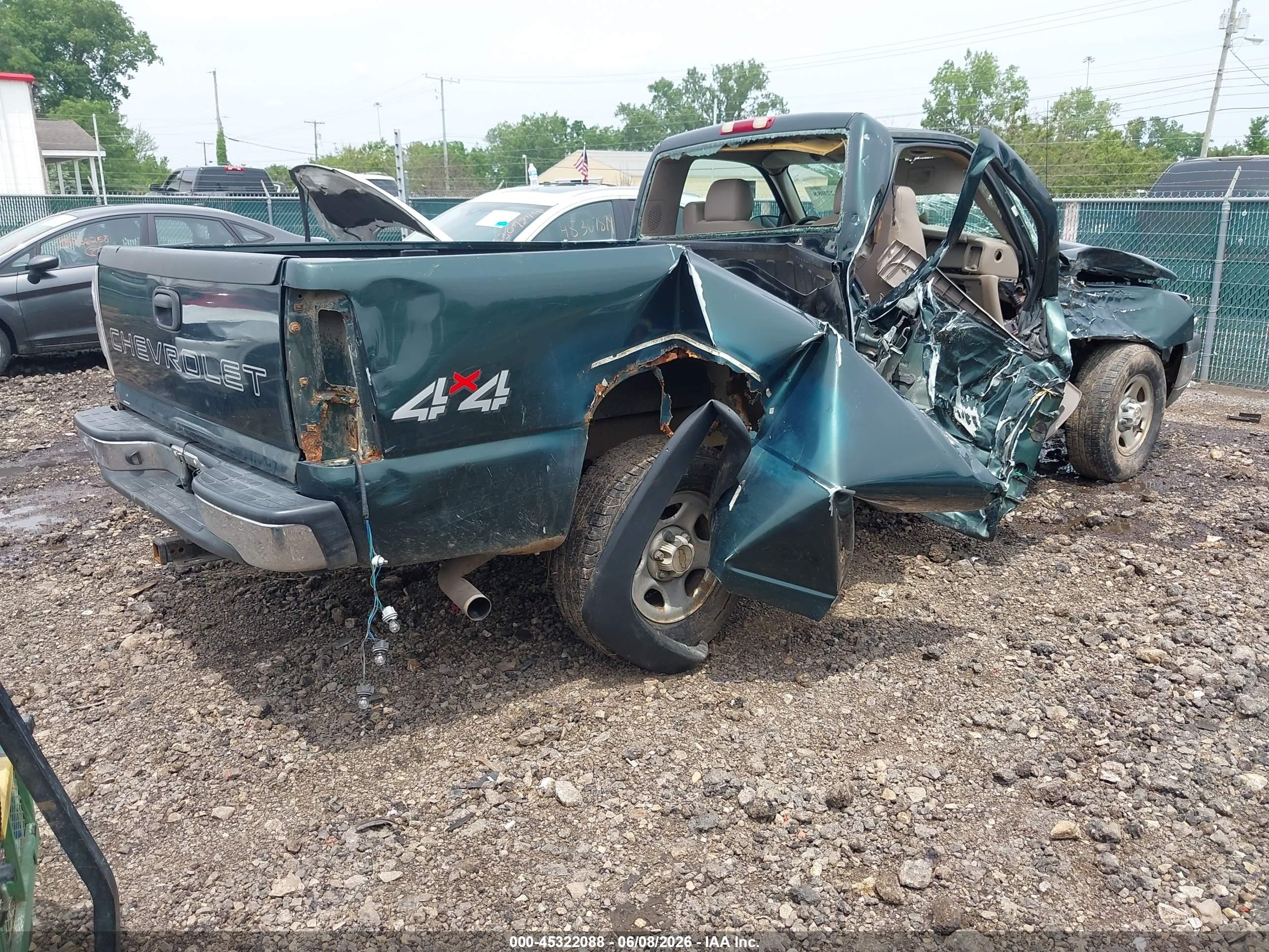 2004 Chevrolet Silverado 1500 Work Truck Зеленый vin: 1GCEK14X54Z264507