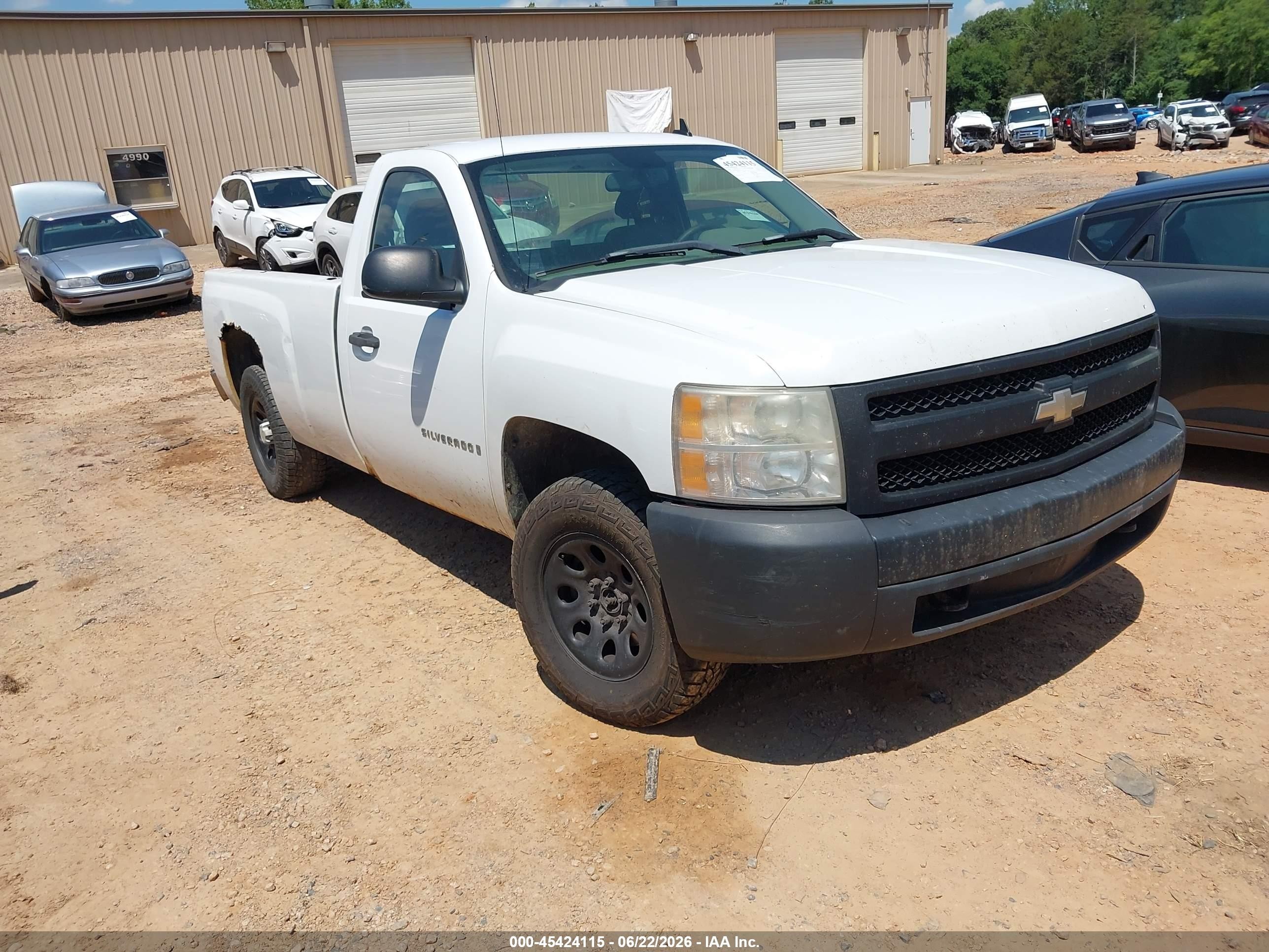 2008 Chevrolet Silverado 1500 Work Truck White vin: 1GCEK14X68Z185756