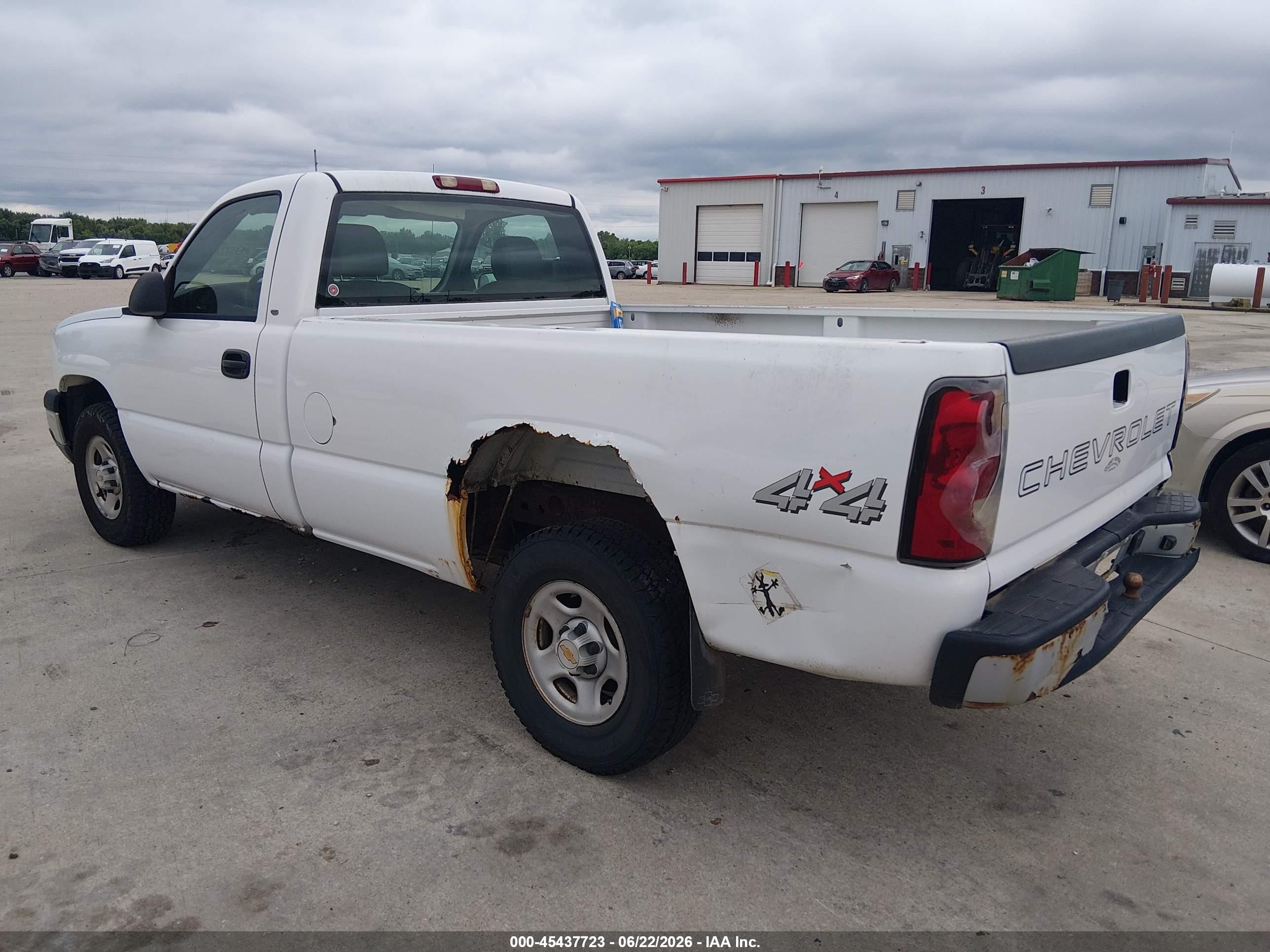 2004 Chevrolet Silverado 1500 Work Truck White vin: 1GCEK14XX4Z251784