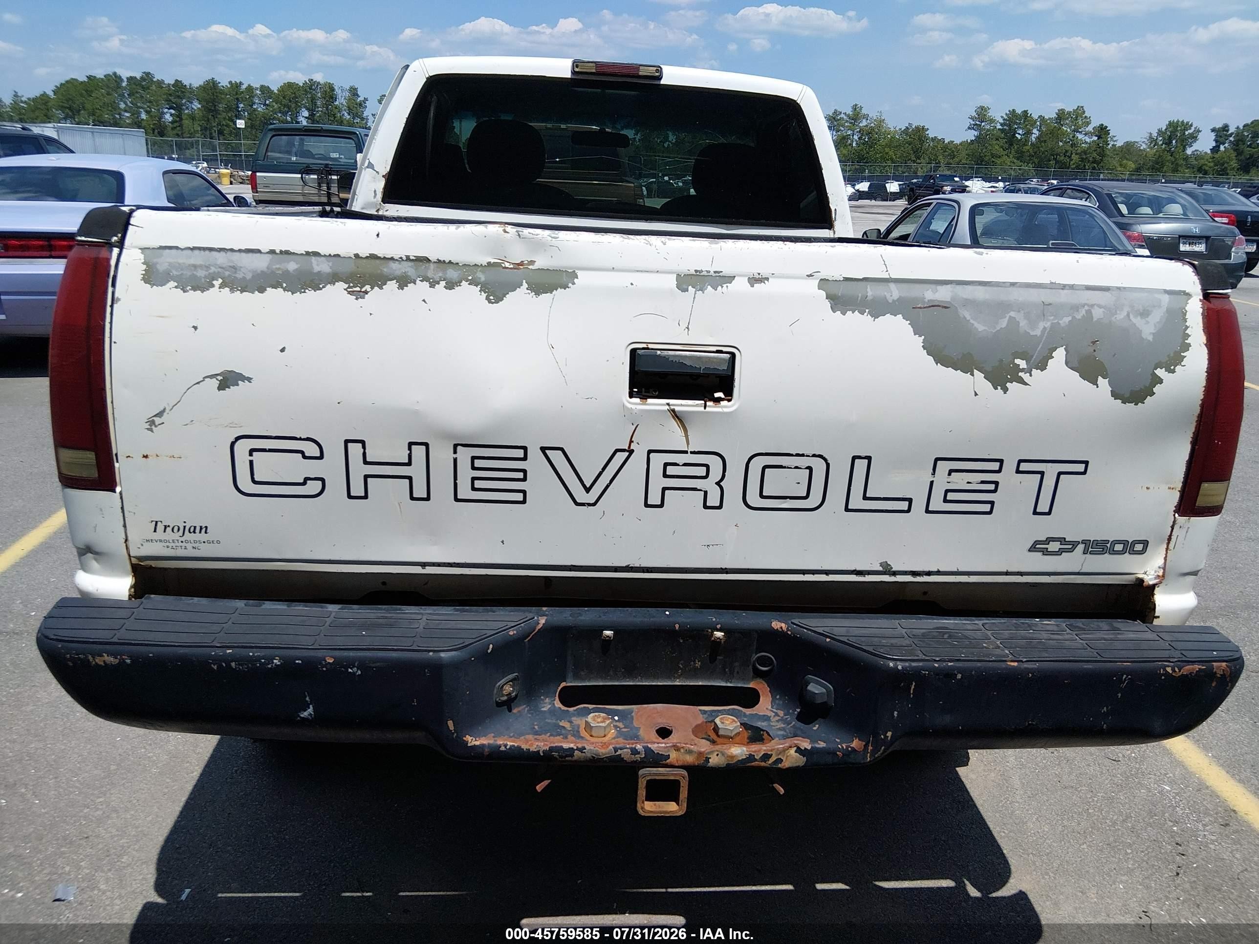 1995 Chevrolet Gmt-400 K1500 White vin: 1GCEK14Z2SZ273681