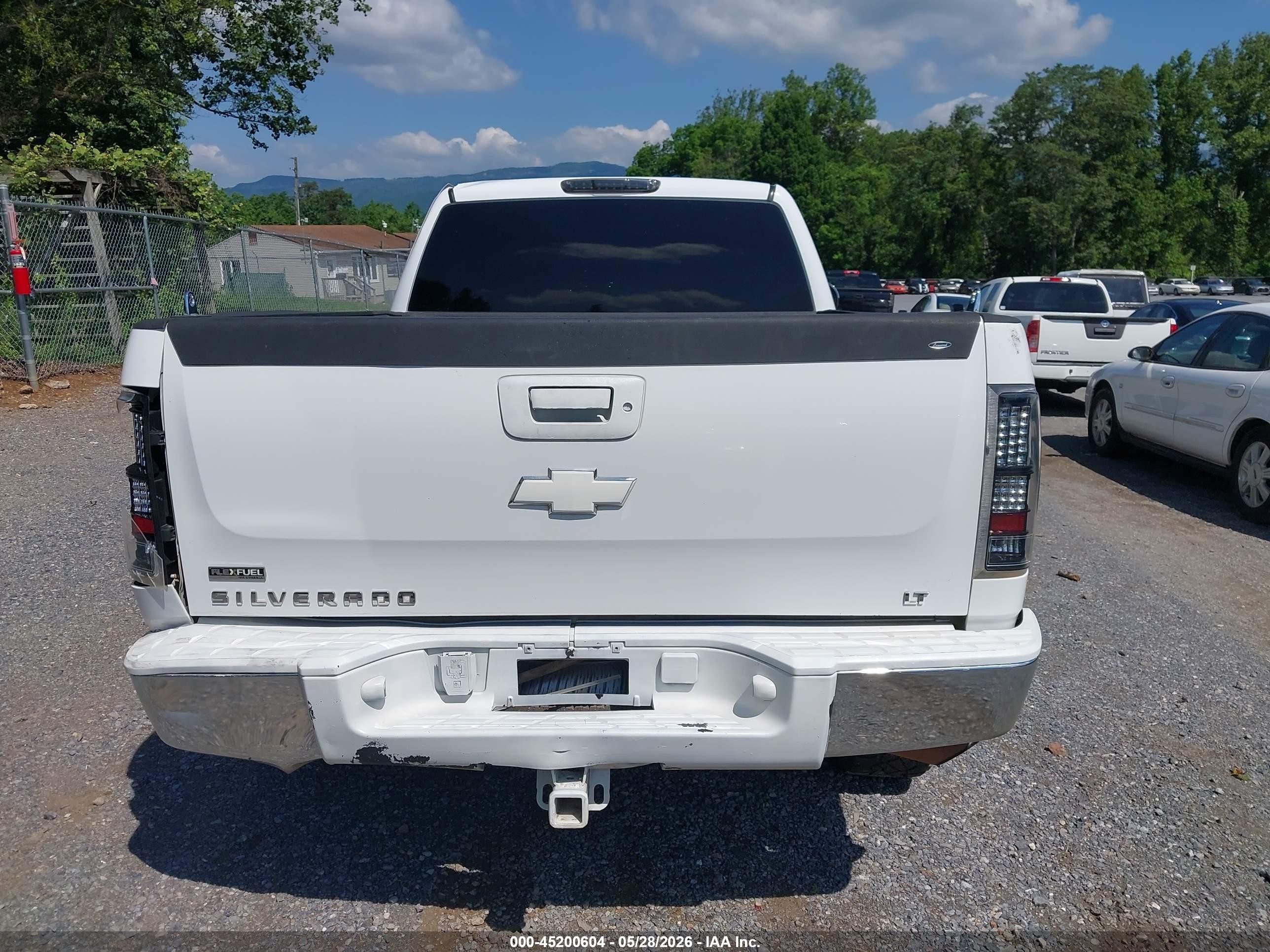 2007 Chevrolet Silverado 1500 Lt1 White vin: 1GCEK19007E500830