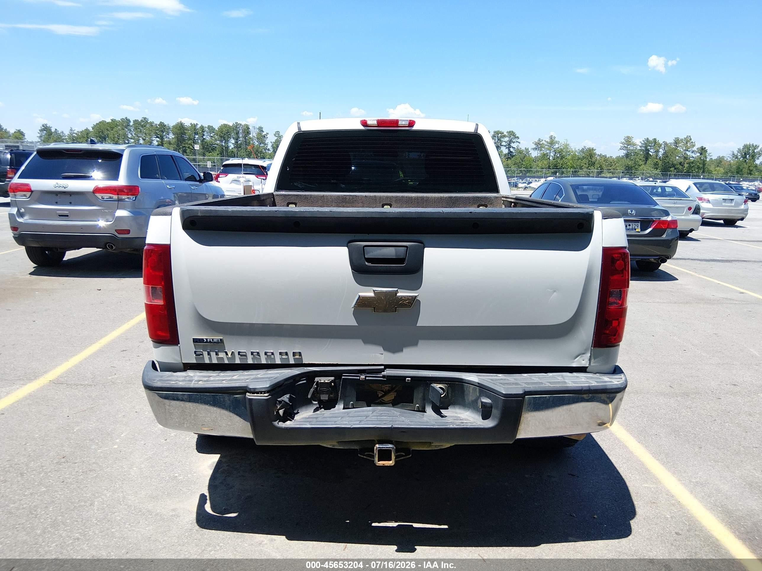 2007 Chevrolet Silverado 1500 Work Truck Белый vin: 1GCEK19007Z590926
