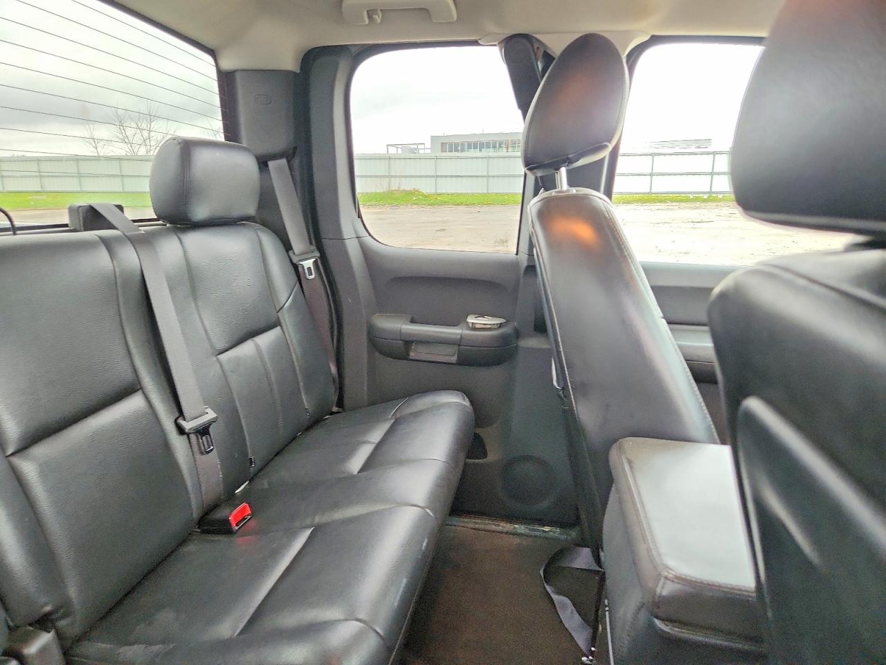 2008 Chevrolet Silverado K1500 Gray vin: 1GCEK19008Z296296