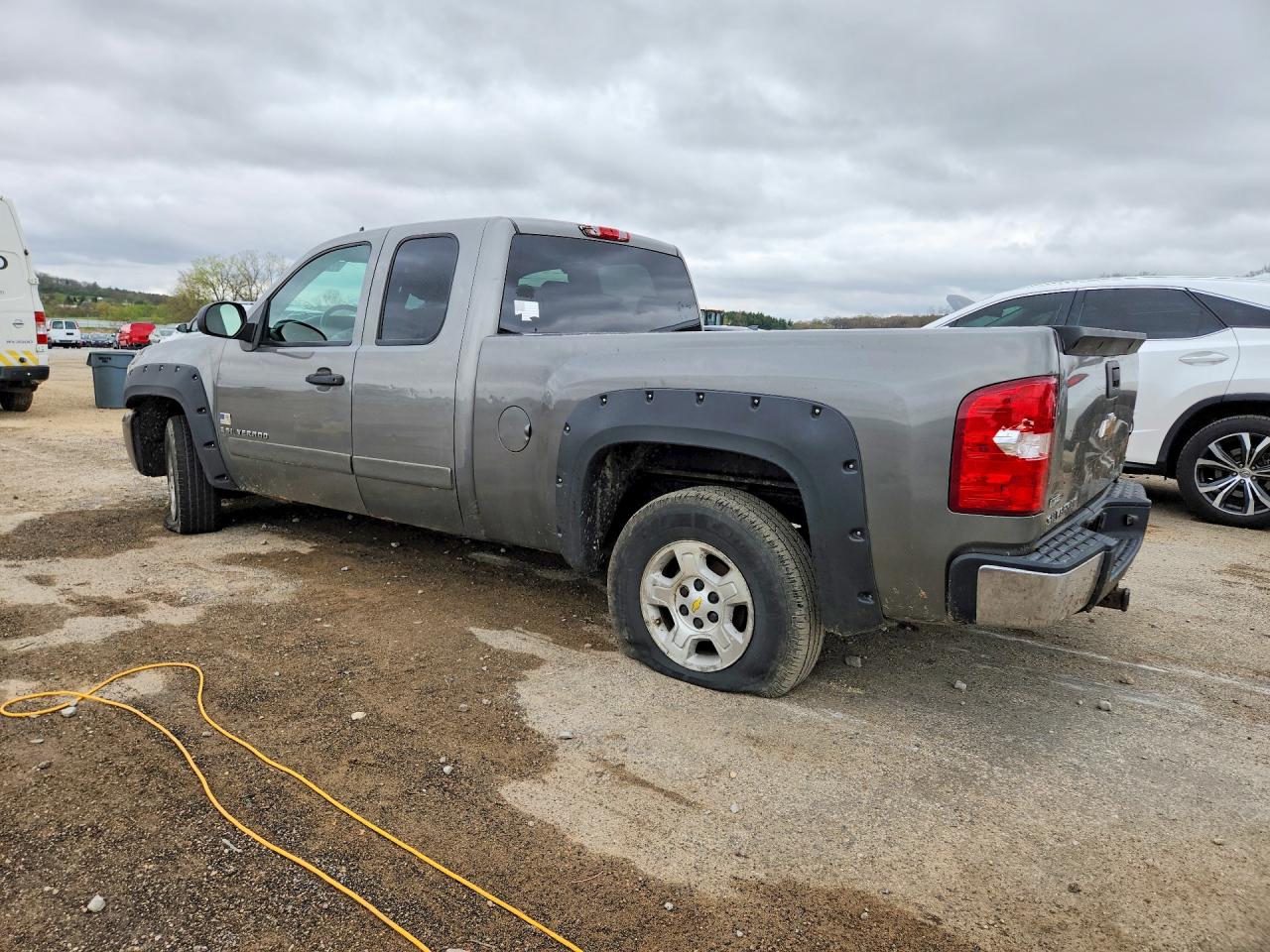 2008 Chevrolet Silverado K1500 Gray vin: 1GCEK19008Z296296