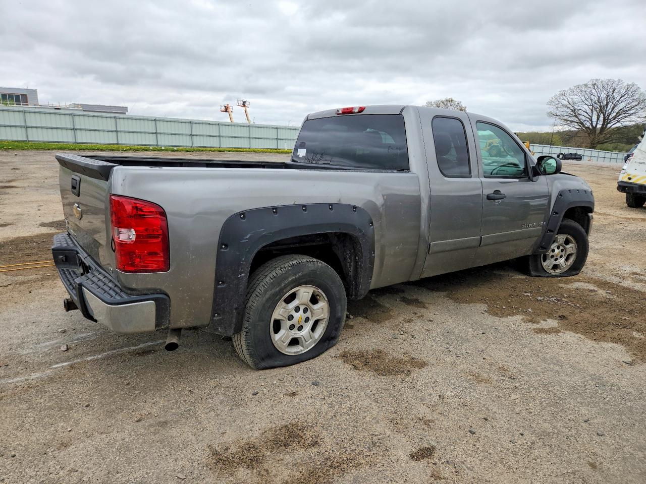 2008 Chevrolet Silverado K1500 Gray vin: 1GCEK19008Z296296