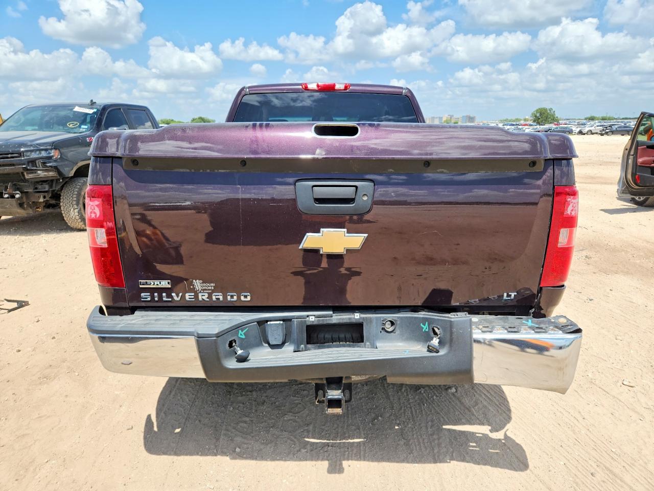 2008 Chevrolet Silverado K1500 Burgundy vin: 1GCEK19018Z154443