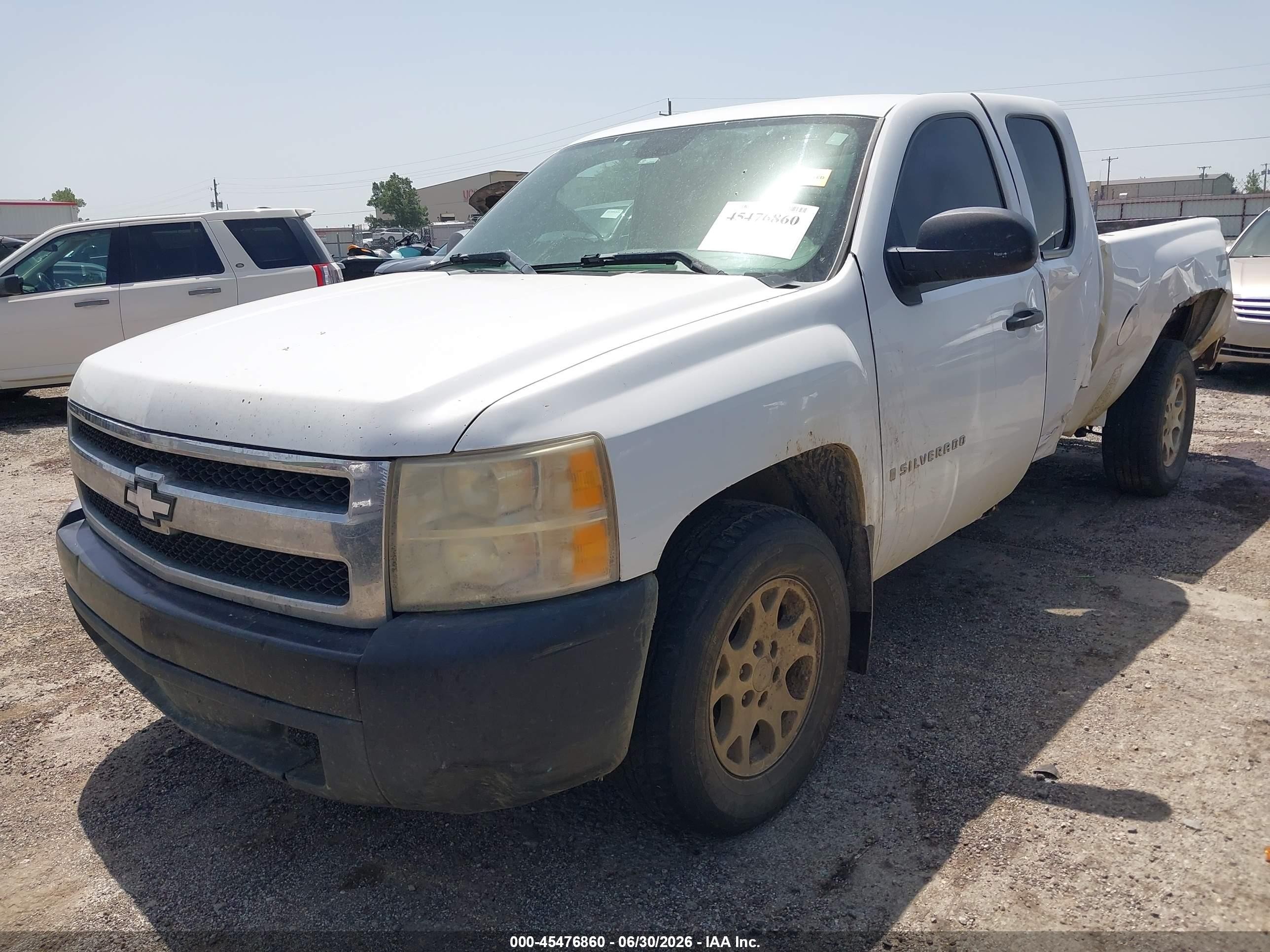 2007 Chevrolet Silverado 1500 Work Truck White vin: 1GCEK19027Z591107