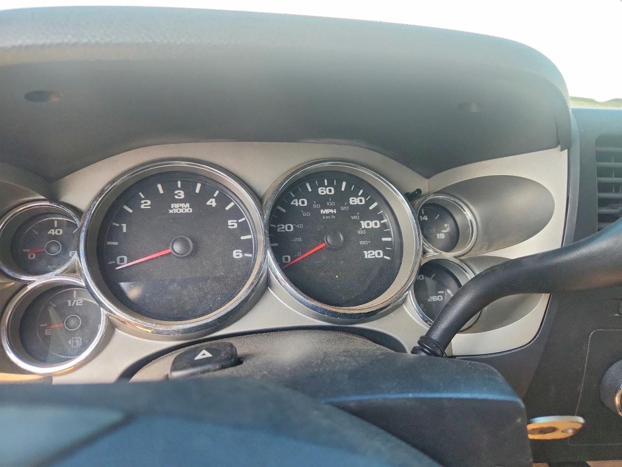 2007 Chevrolet Silverado K1500 White vin: 1GCEK19027Z613803