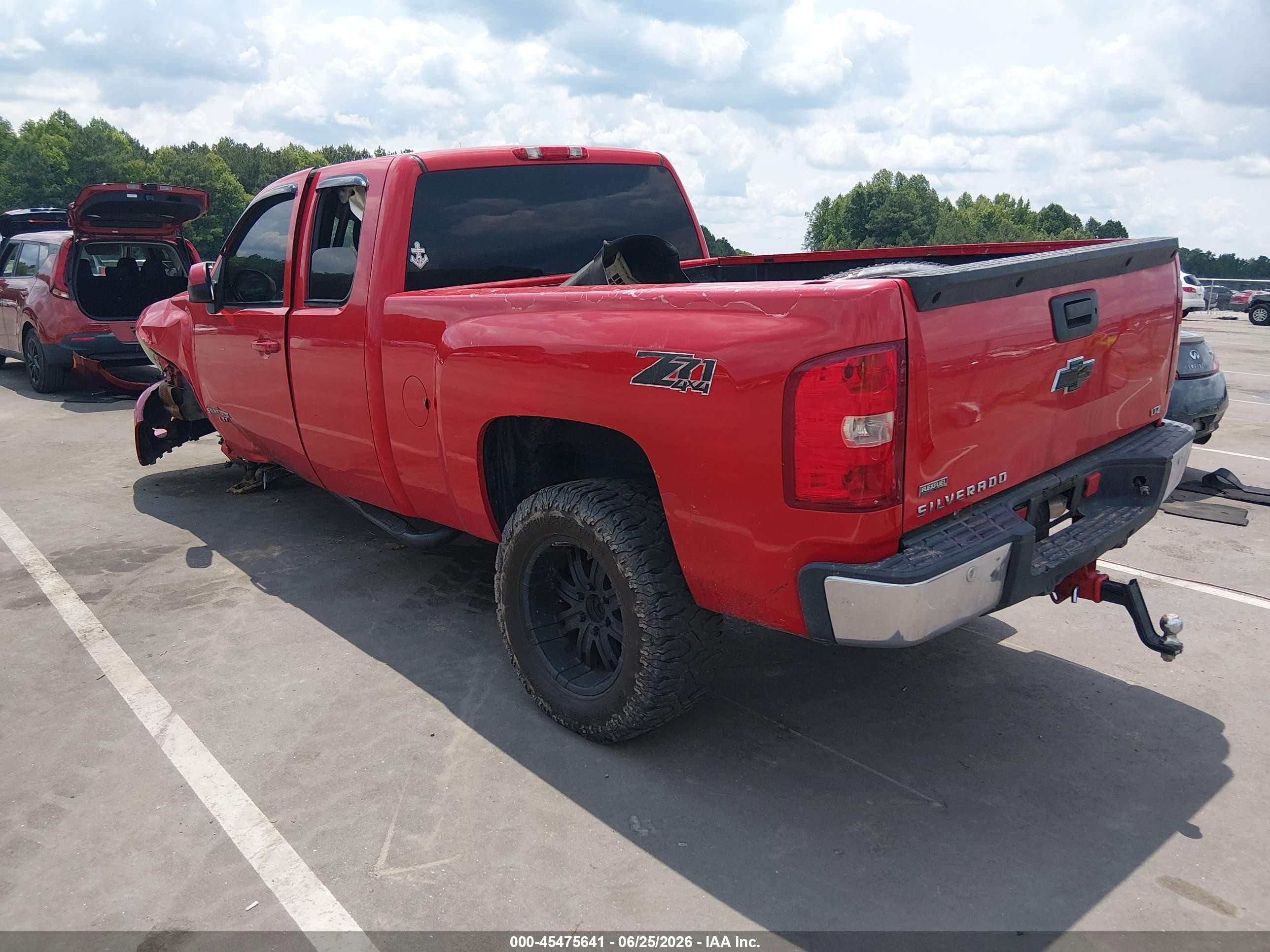 2008 Chevrolet Silverado 1500 Ltz Red vin: 1GCEK19028Z146173