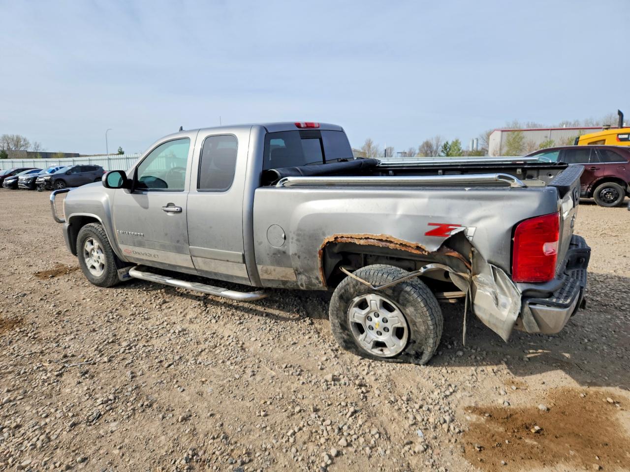 2007 Chevrolet Silverado K1500 Gray vin: 1GCEK19047Z537985
