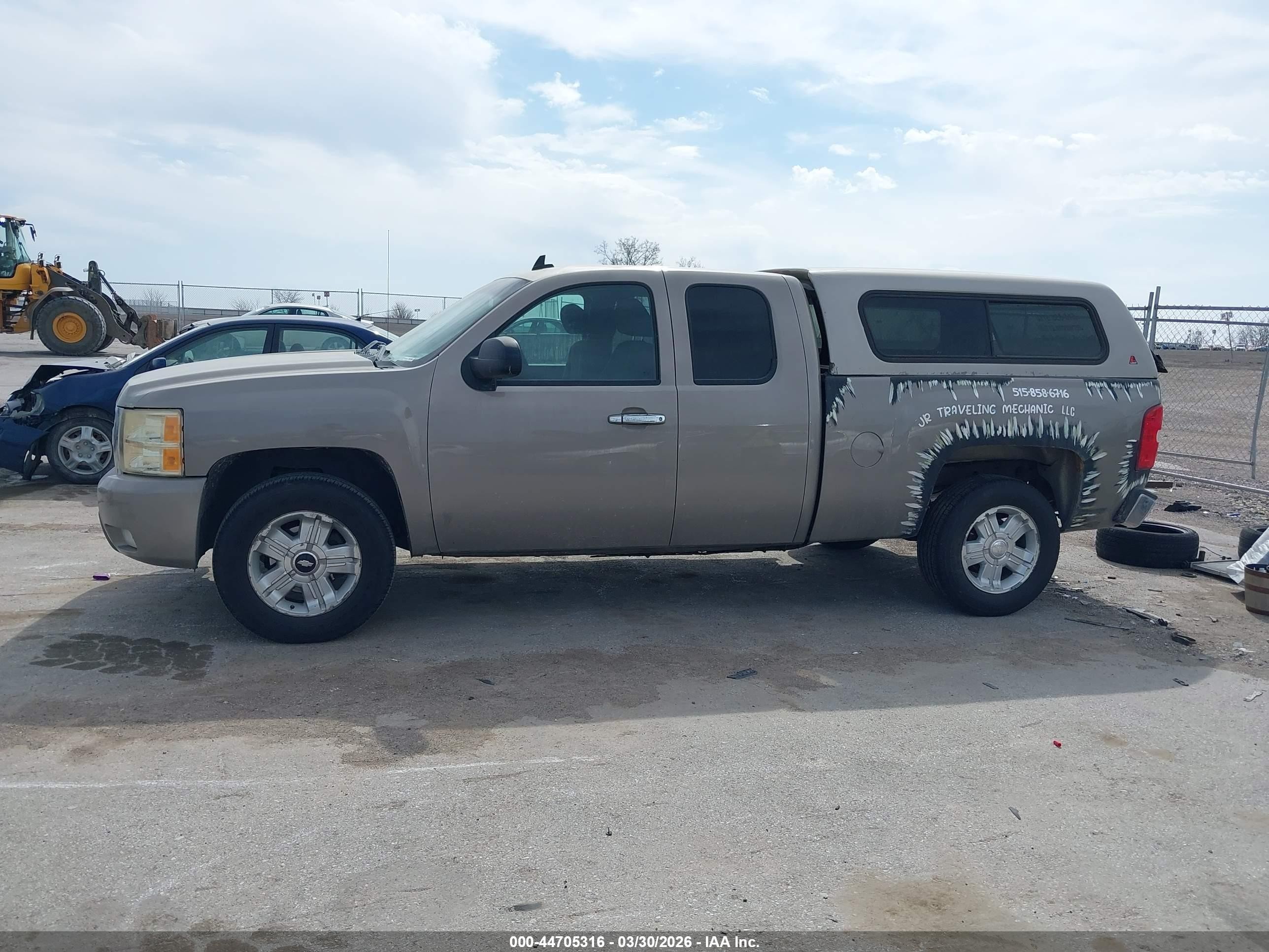 2007 Chevrolet Silverado 1500 Lt1 Бежевый vin: 1GCEK19047Z563583