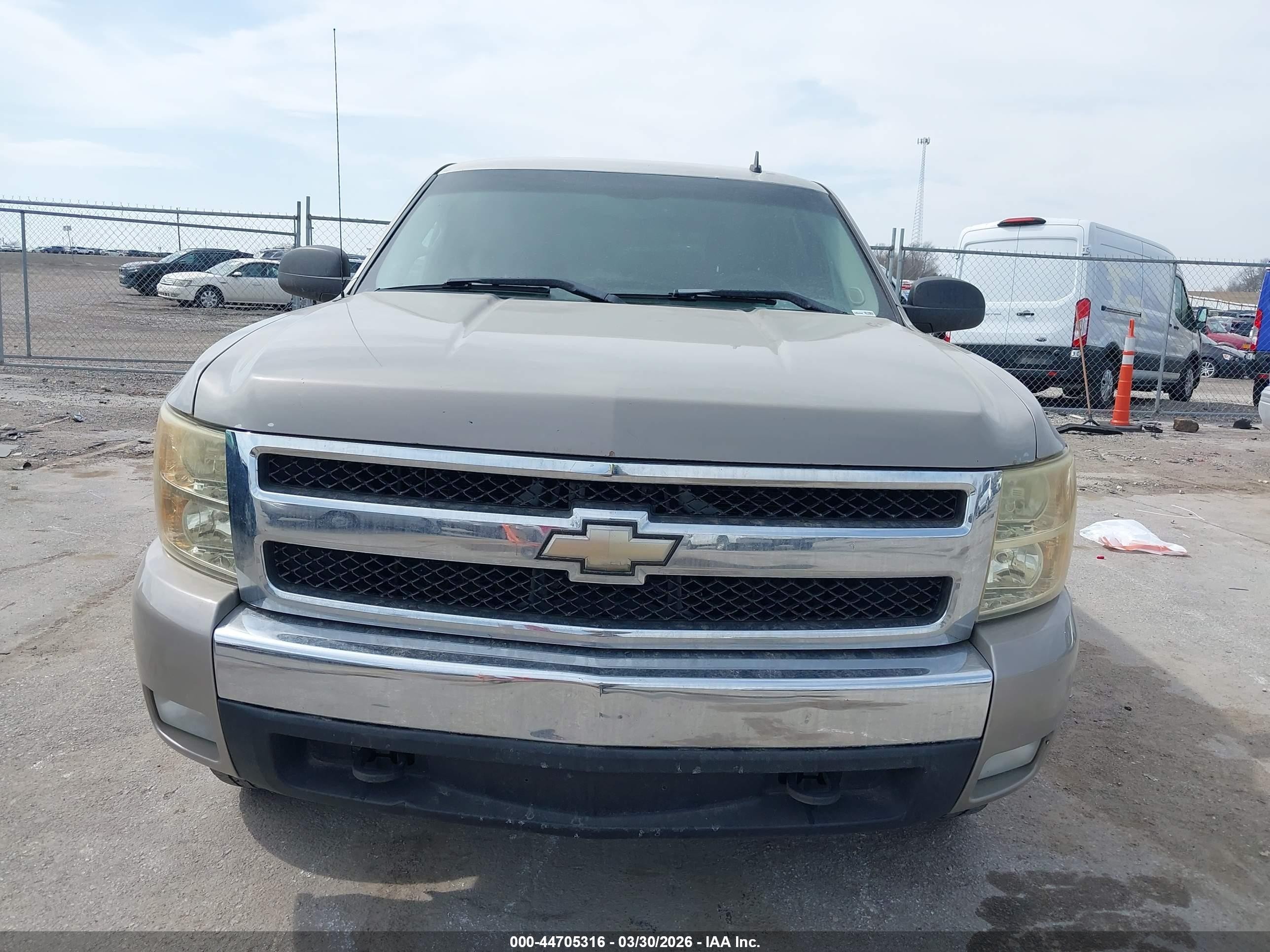 2007 Chevrolet Silverado 1500 Lt1 Бежевый vin: 1GCEK19047Z563583