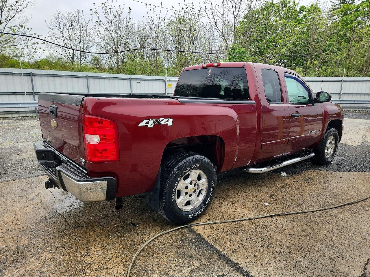 2008 Chevrolet Silverado K1500 Maroon vin: 1GCEK19048E180400