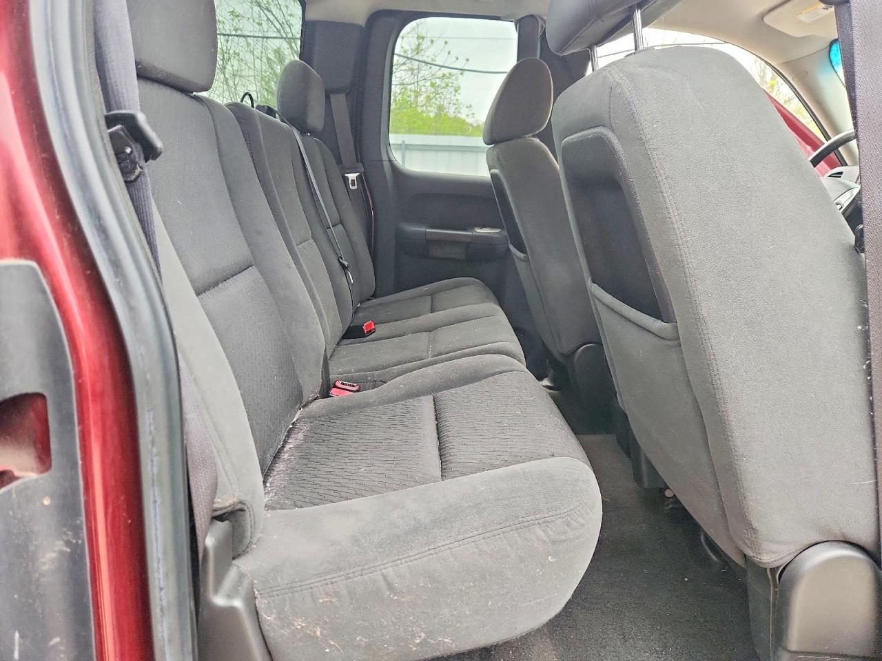 2008 Chevrolet Silverado K1500 Maroon vin: 1GCEK19048E180400