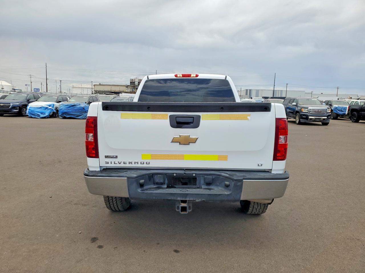 2007 Chevrolet Silverado K1500 White vin: 1GCEK19077Z583584